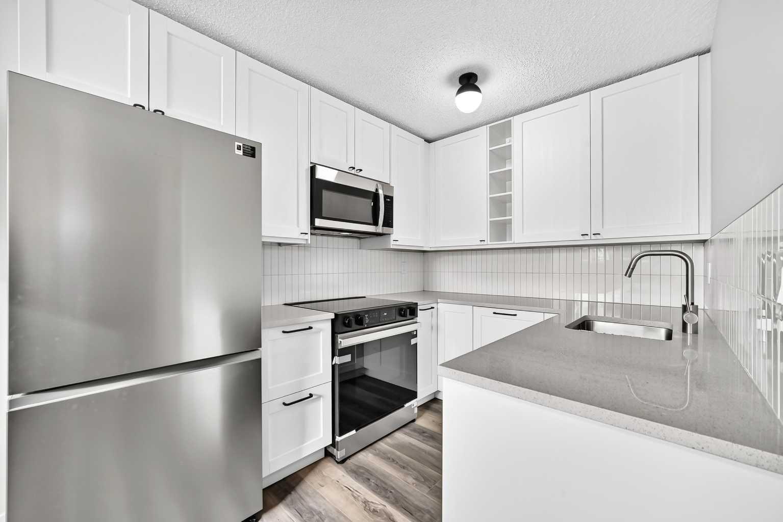 195 Manora Place NE, Calgary, Alberta T2X7A5 For Sale | HouseSigma