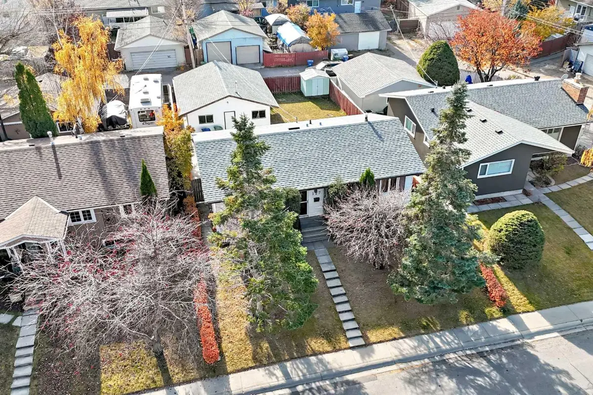 127 Marwood Circle NE, Calgary, Alberta T2A2S1 For Sale | HouseSigma