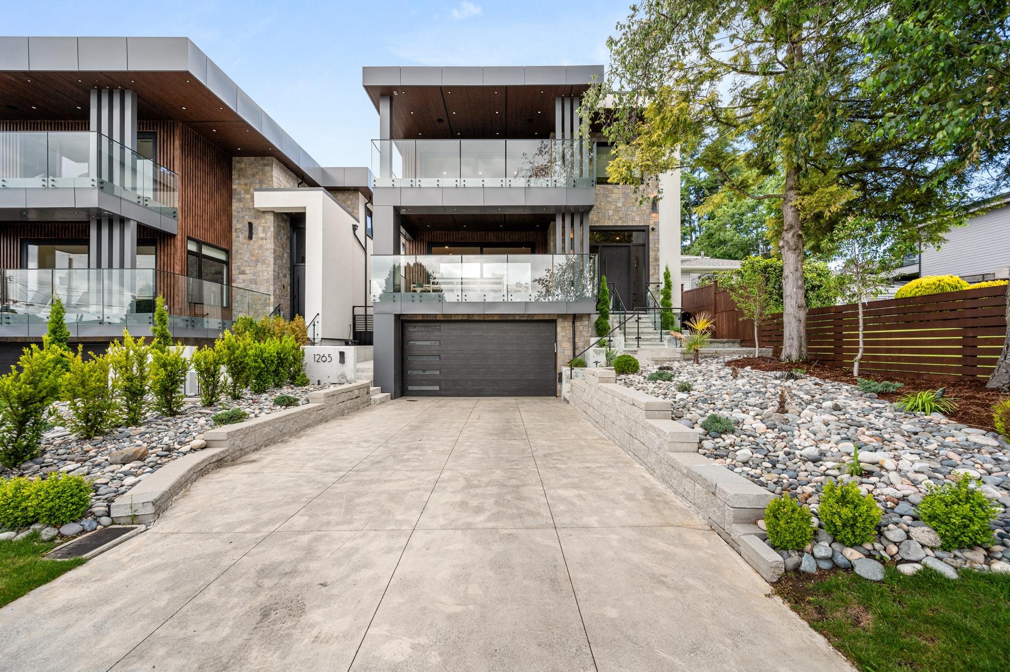 1265 Kent Street, White Rock, British Columbia V4B4T6 For Sale | HouseSigma