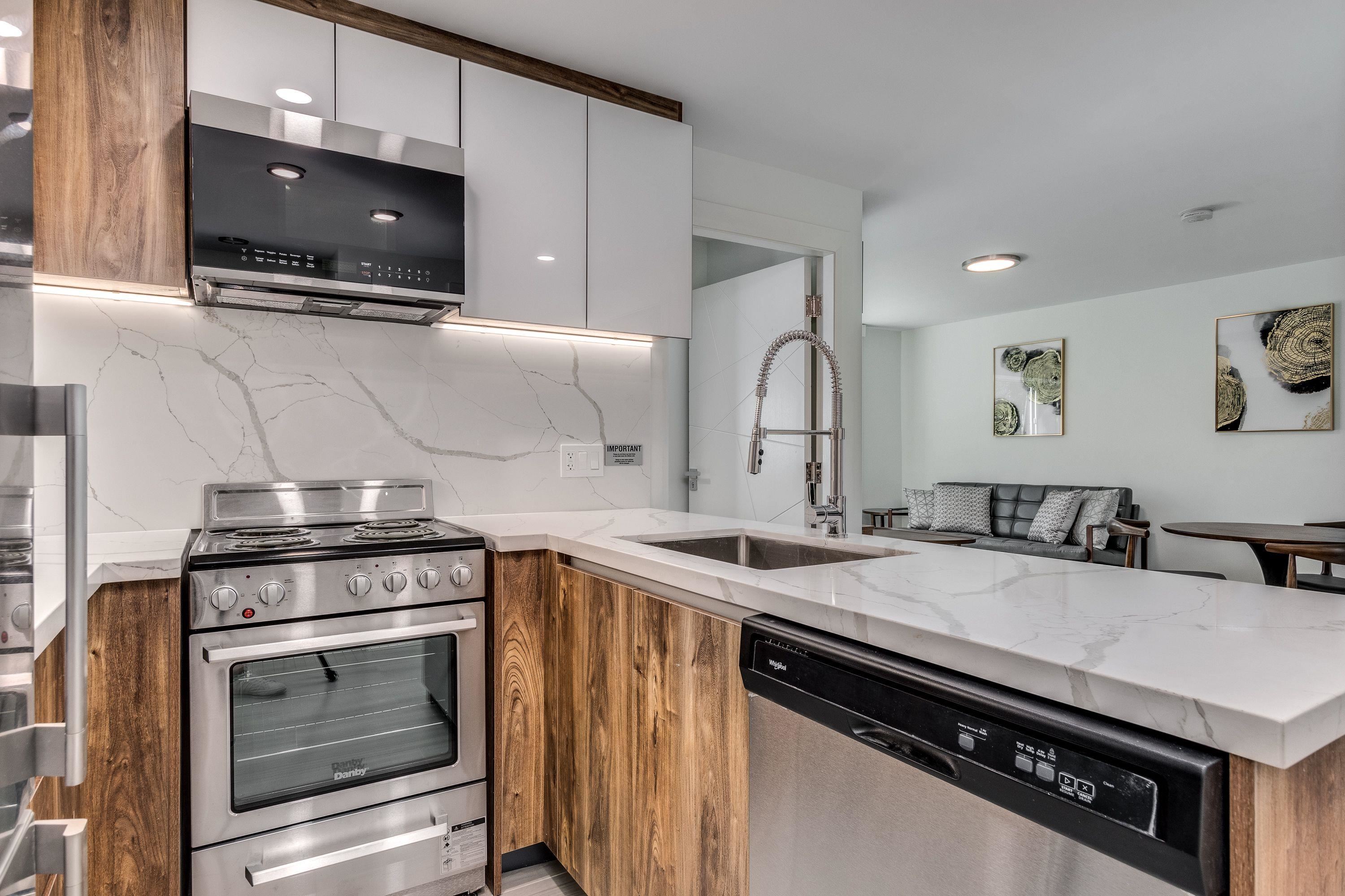 Unit 106 - 1168 Pendrell Street, Vancouver 3