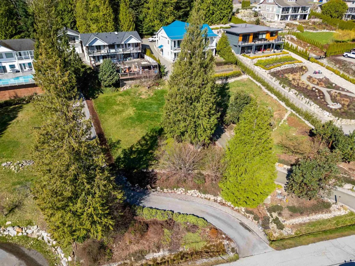 1205 St Andrews Road, Gibsons, British Columbia V0N1V1 For Sale ...