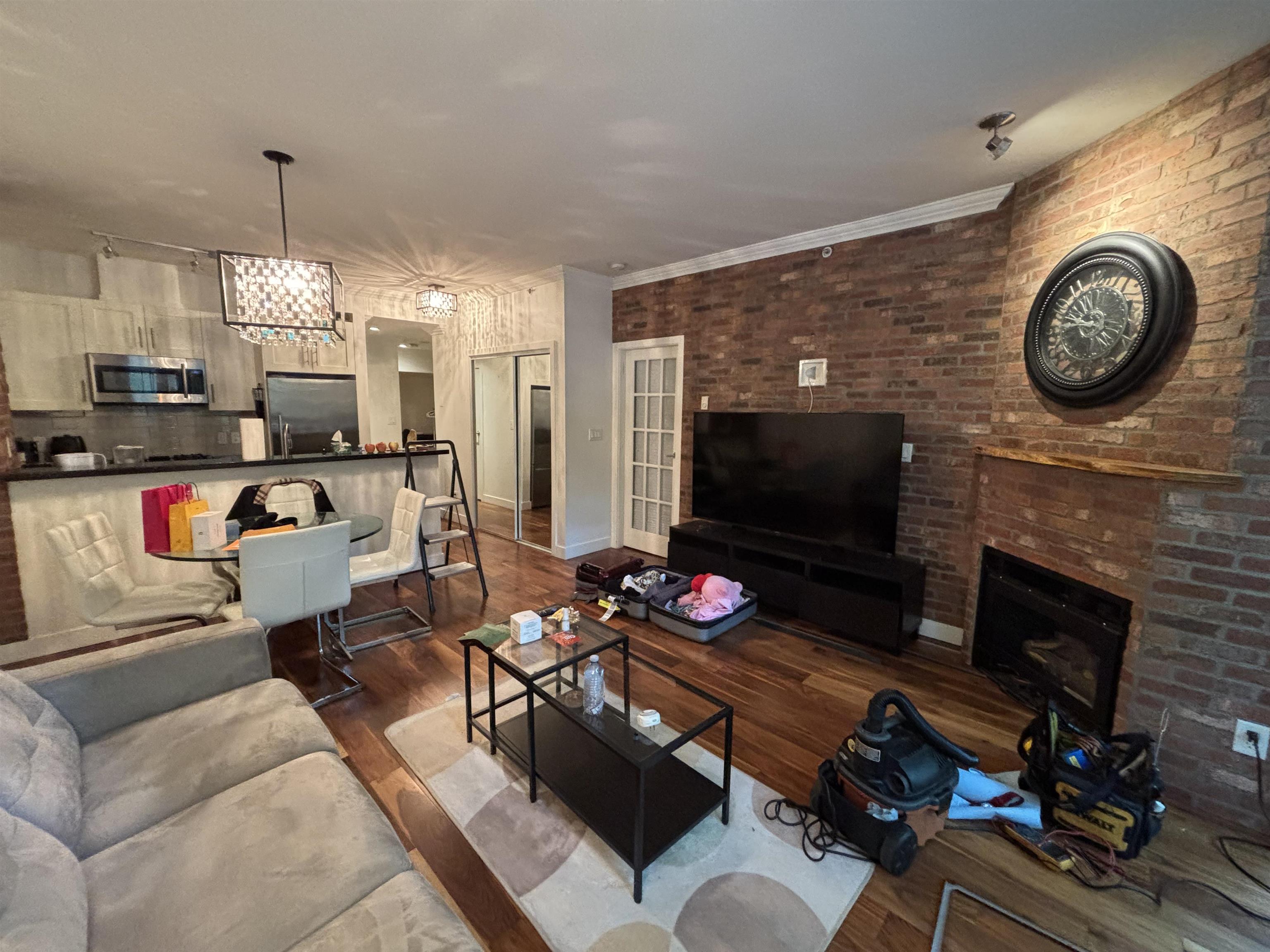 Unit xx2 - 928 Richards Street, Vancouver 5