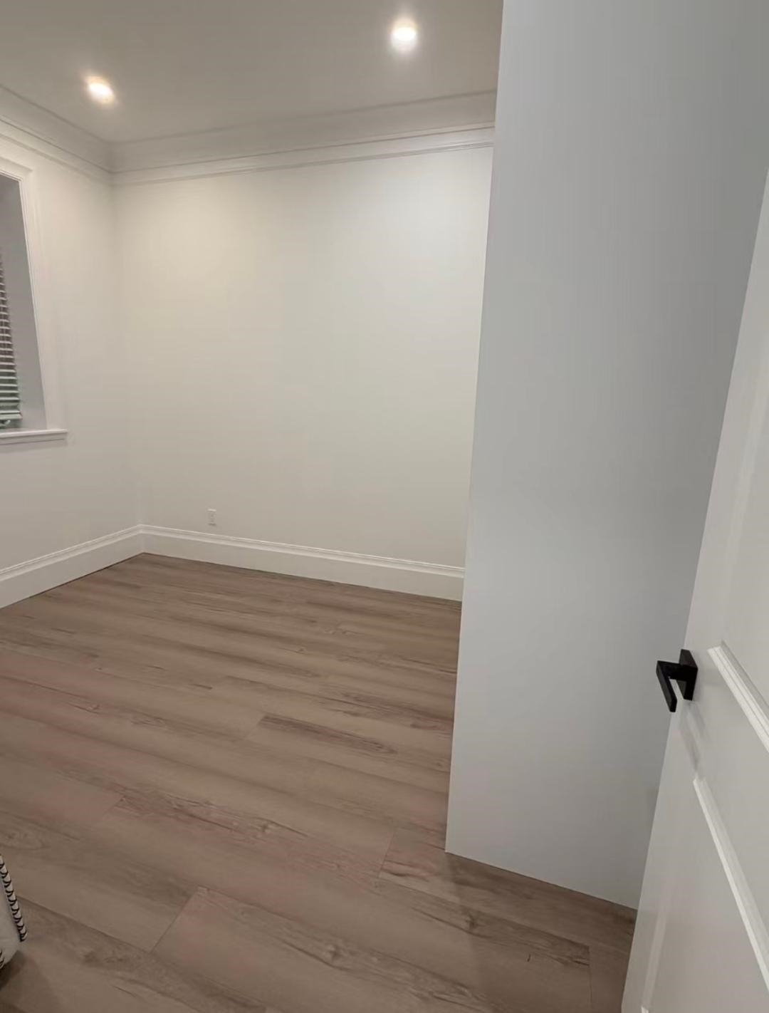 402 west 24 Street, North Vancouver 3