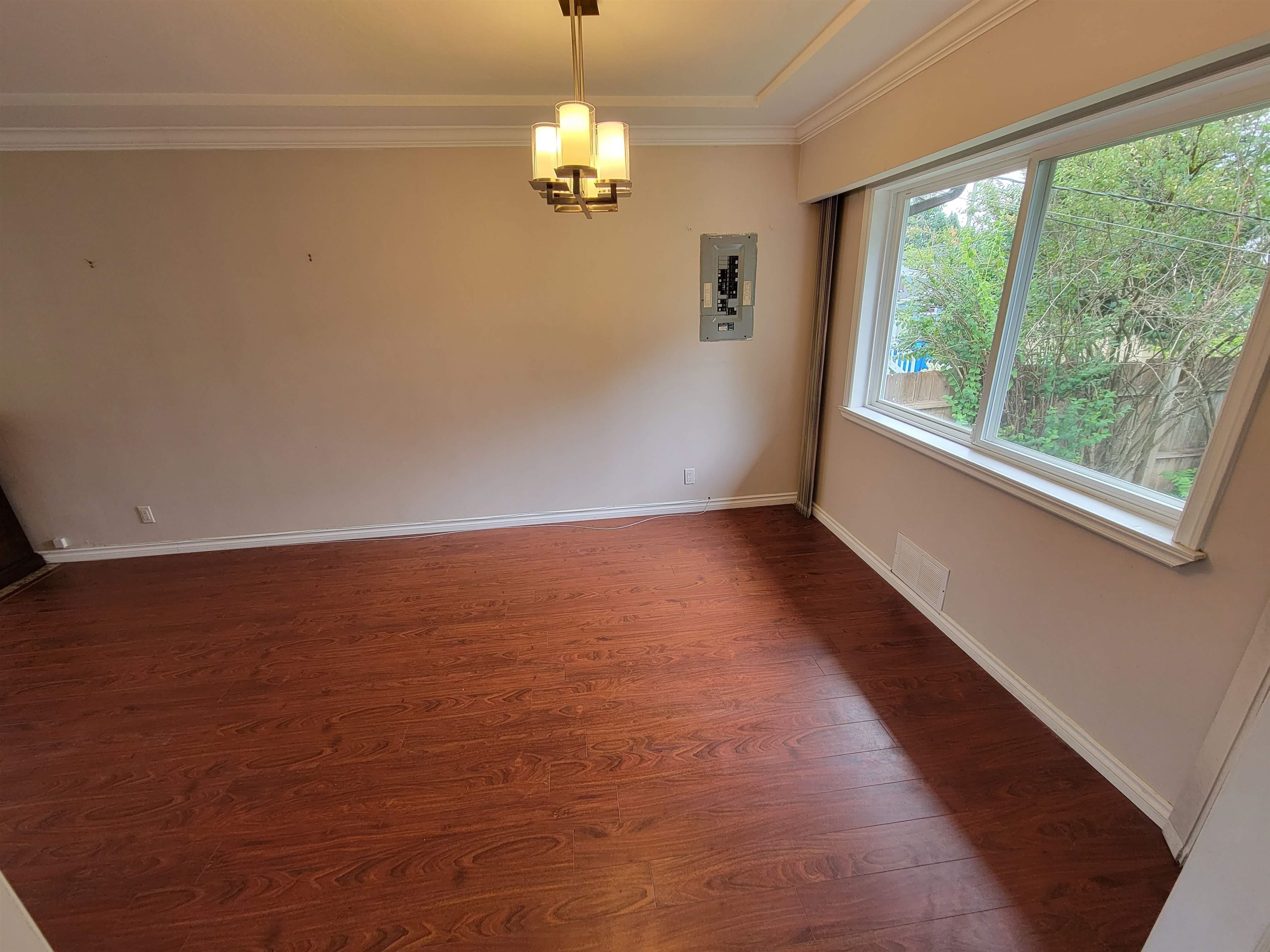 8374 11th Avenue, Burnaby 2