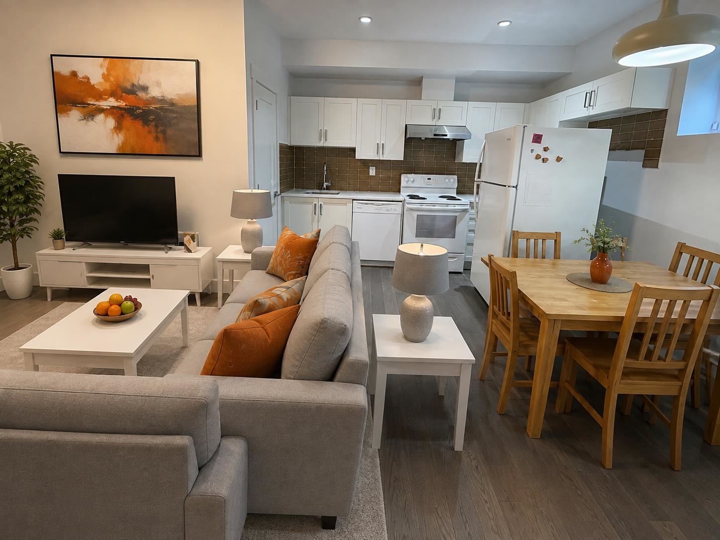 Unit Basement - 16487 103 Avenue, Surrey 4