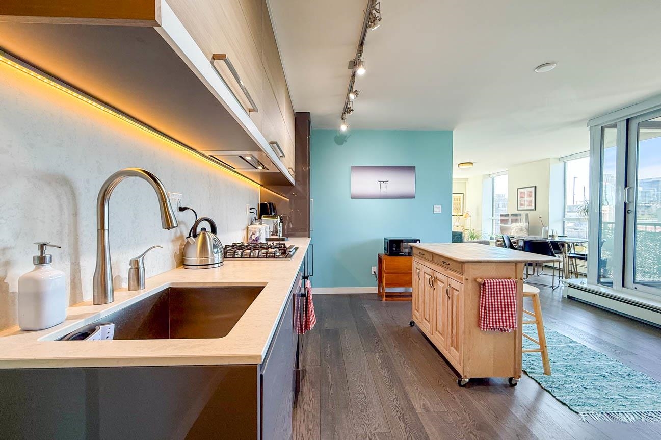 Unit 505 - 189 Keefer Street, Vancouver 3