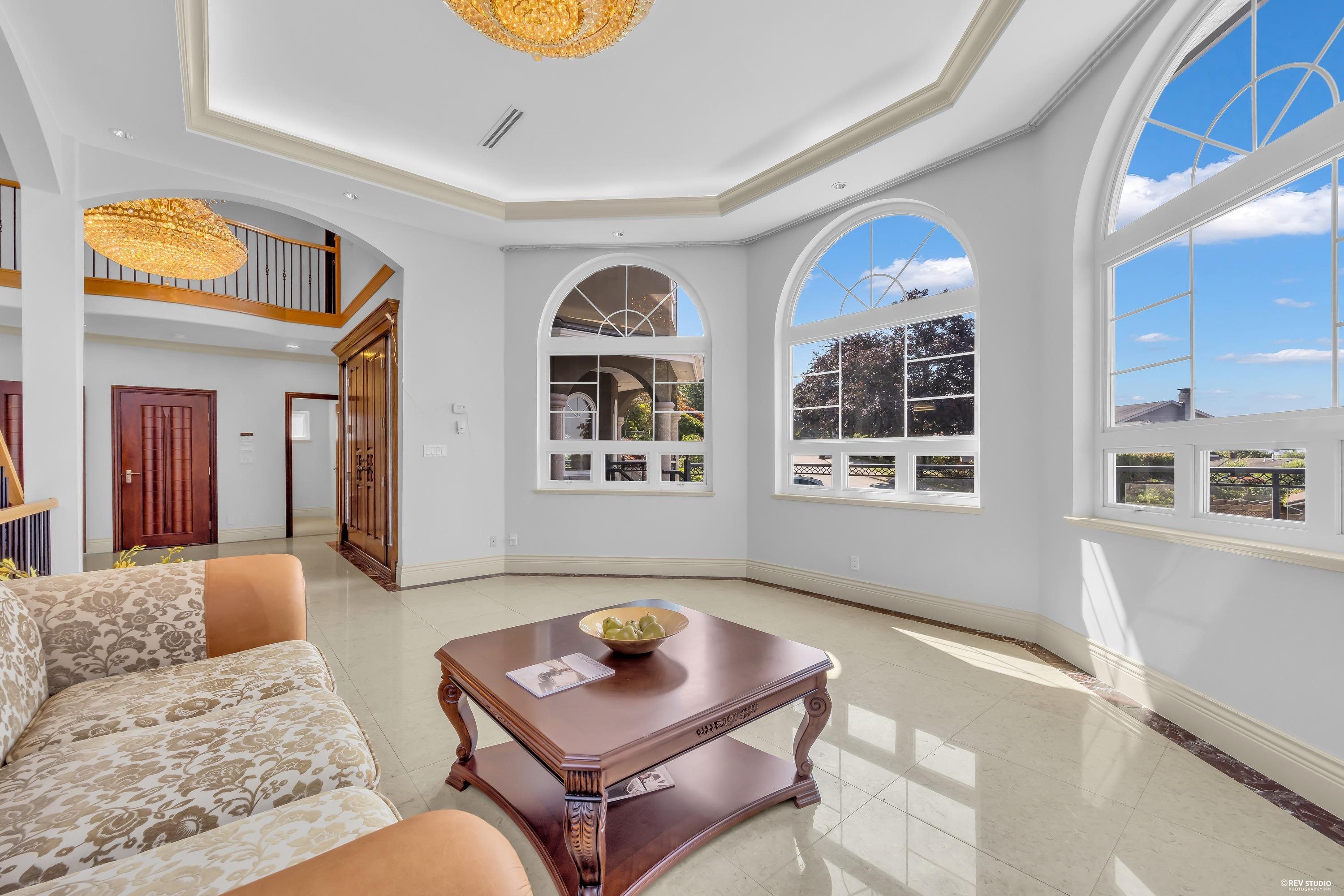 7353 Union Street, Burnaby 4