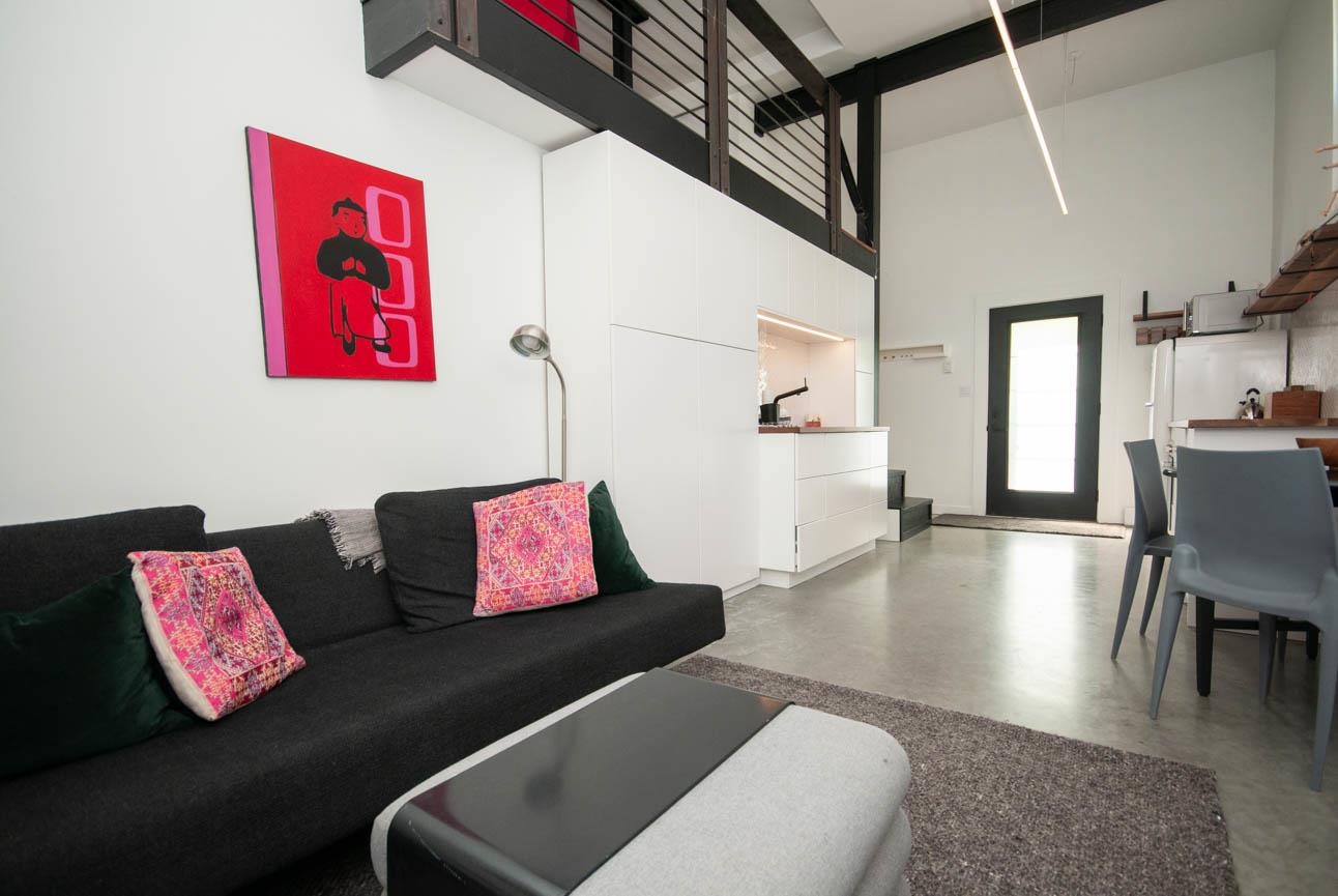 Coach House - 563 Union Street, Vancouver 2