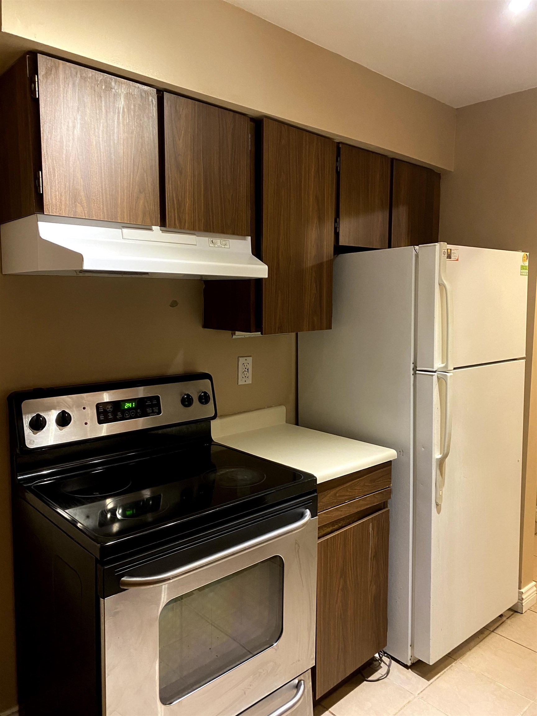 Unit 515 - 9867 Manchester Drive, Burnaby 2