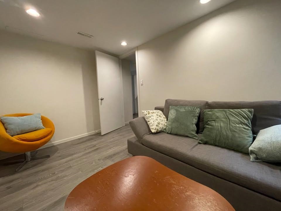4631 14th Avenue W, Vancouver 4