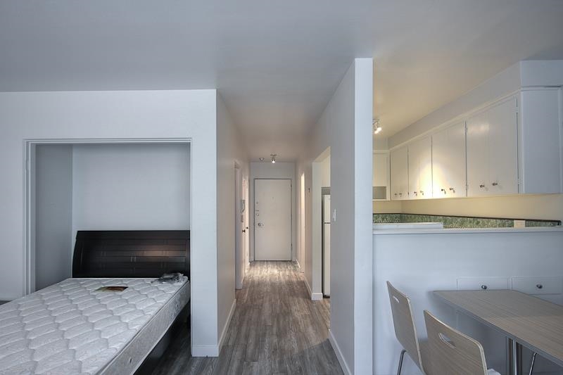 Unit 209 - 1540 Haro Street, Vancouver 4