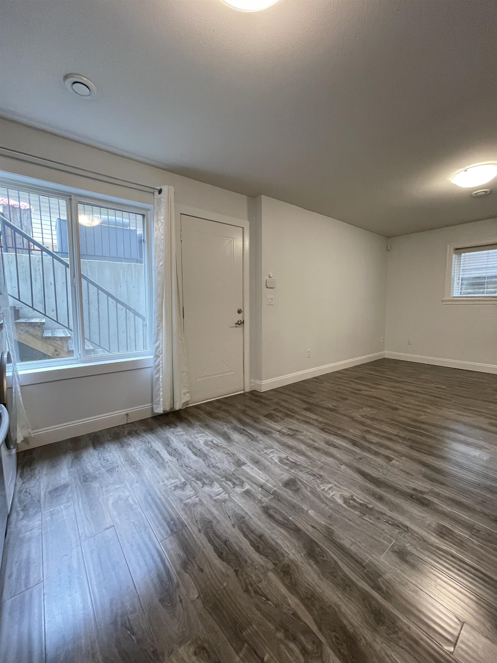 Unit bsmt - 7333 194 Street, Surrey 4