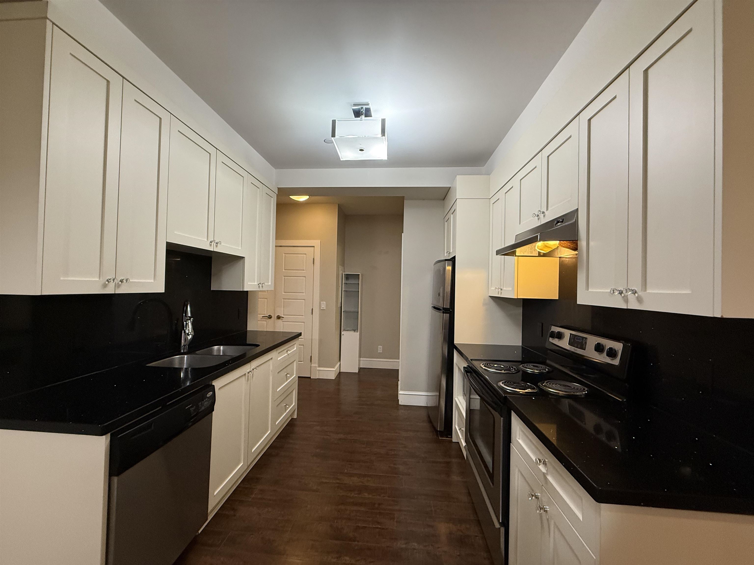 Unit Basement Suite - 1498 Palmerston Avenue, West Vancouver 5
