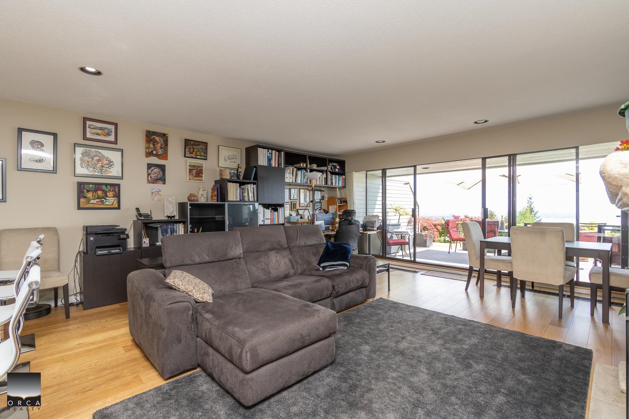 Unit 11 - 2246 Folkstone Way, West Vancouver 2