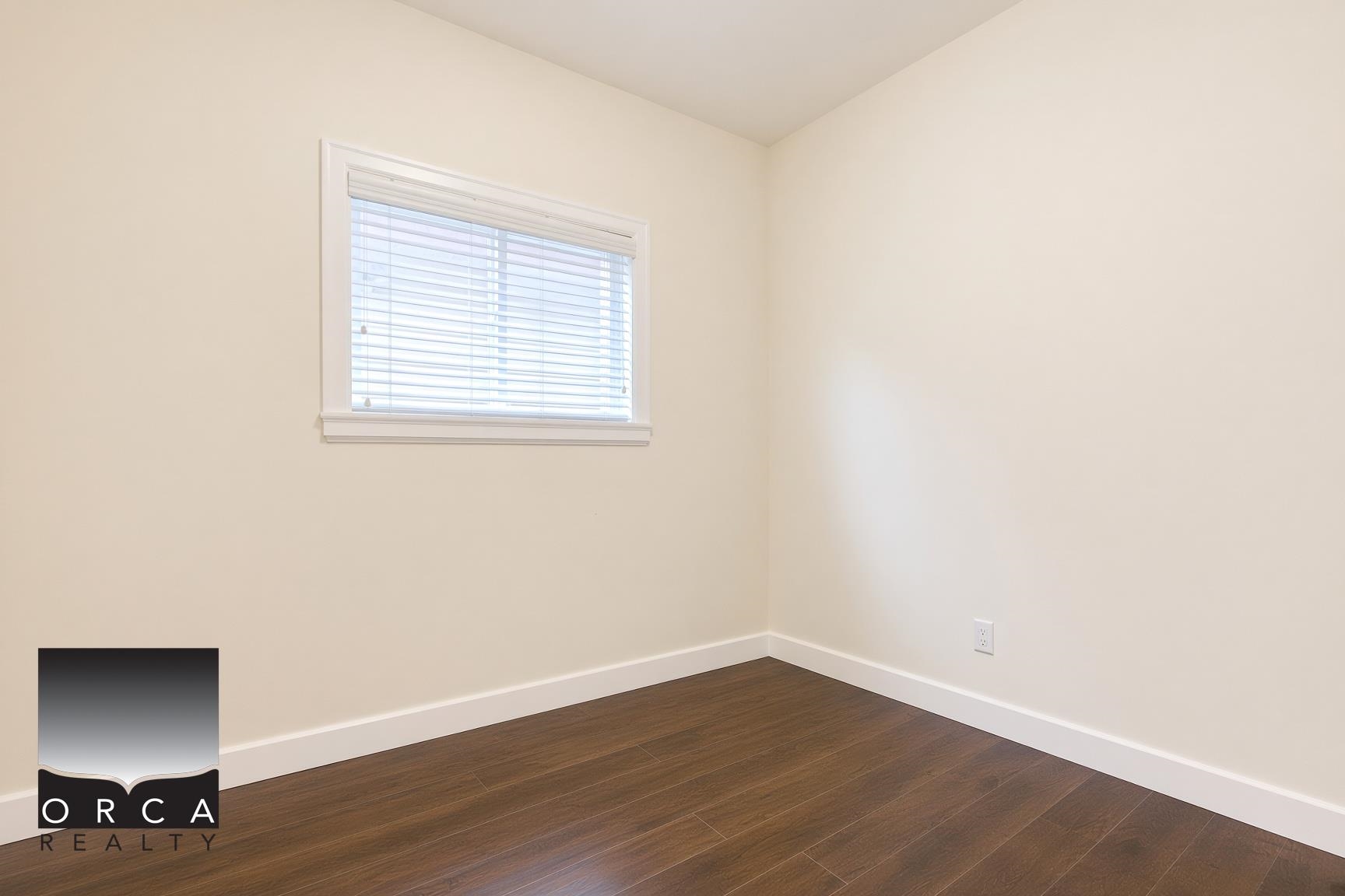 2572 E 2nd Avenue, Vancouver 4