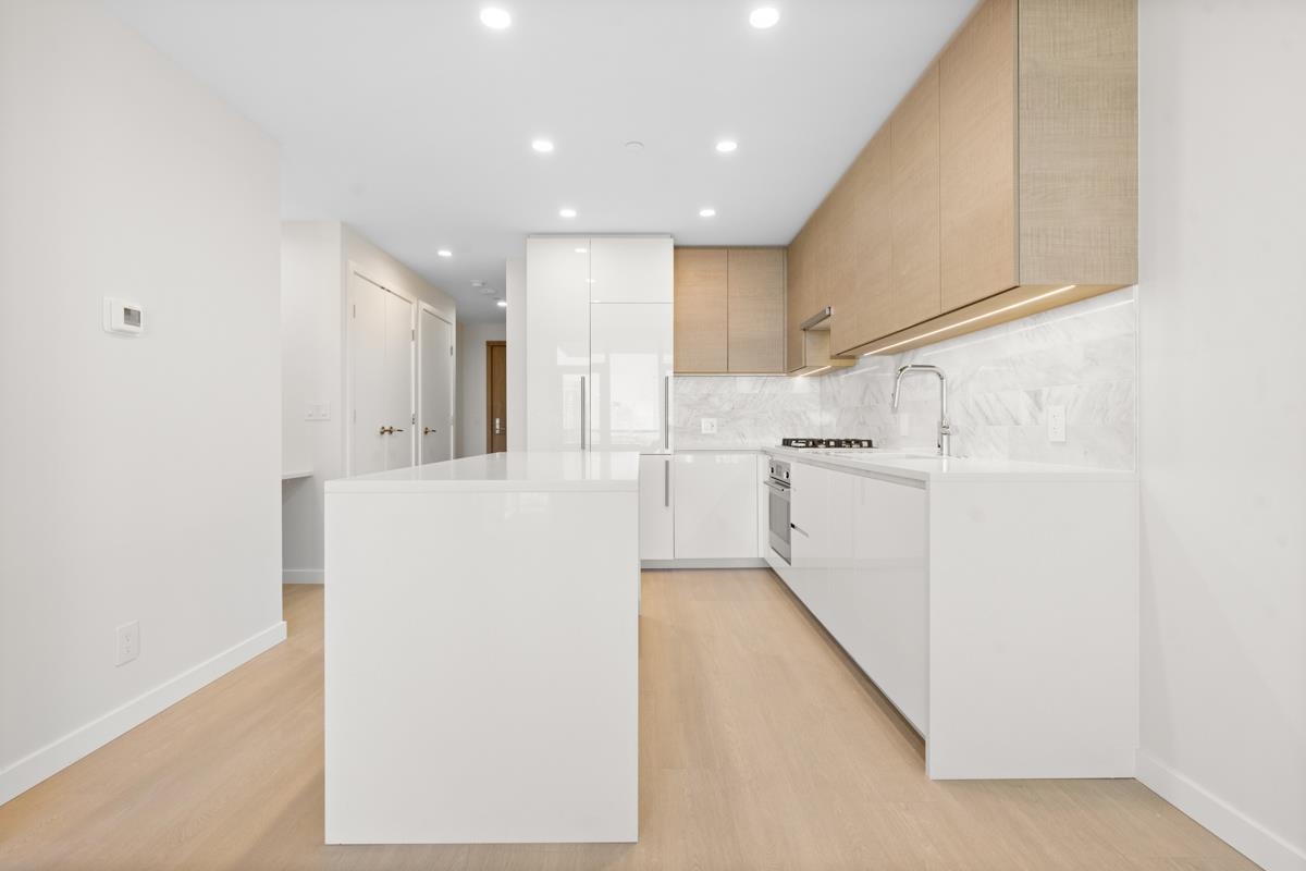 Unit 3509 - 4168 Lougheed Highway, Burnaby 4