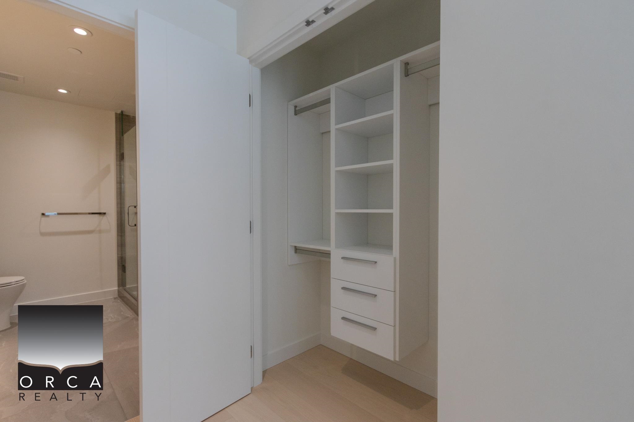 Unit 410 - 777 Harbour Way, North Vancouver 5