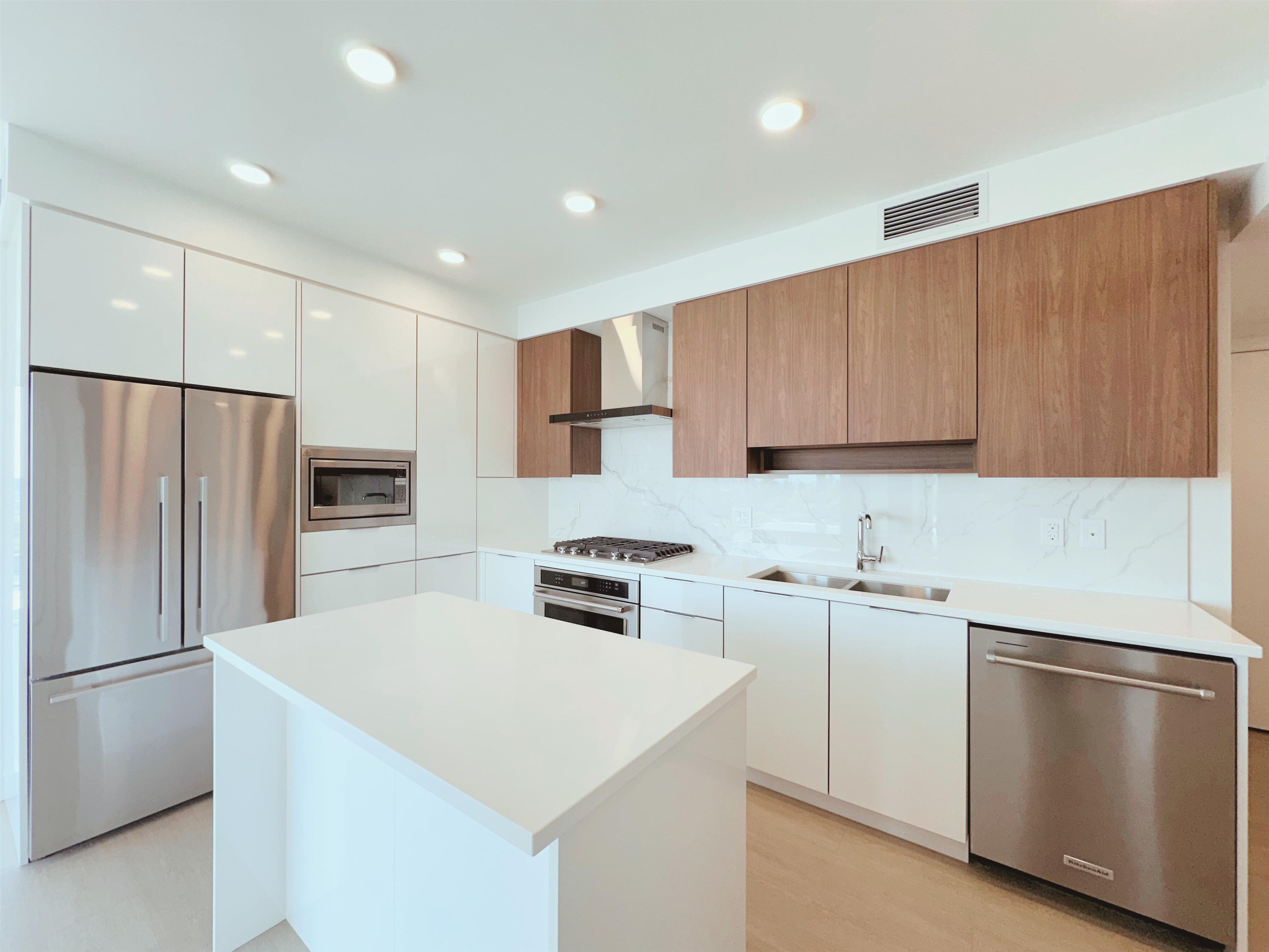 Unit 601 - 7799 Park Crescent, Burnaby 2