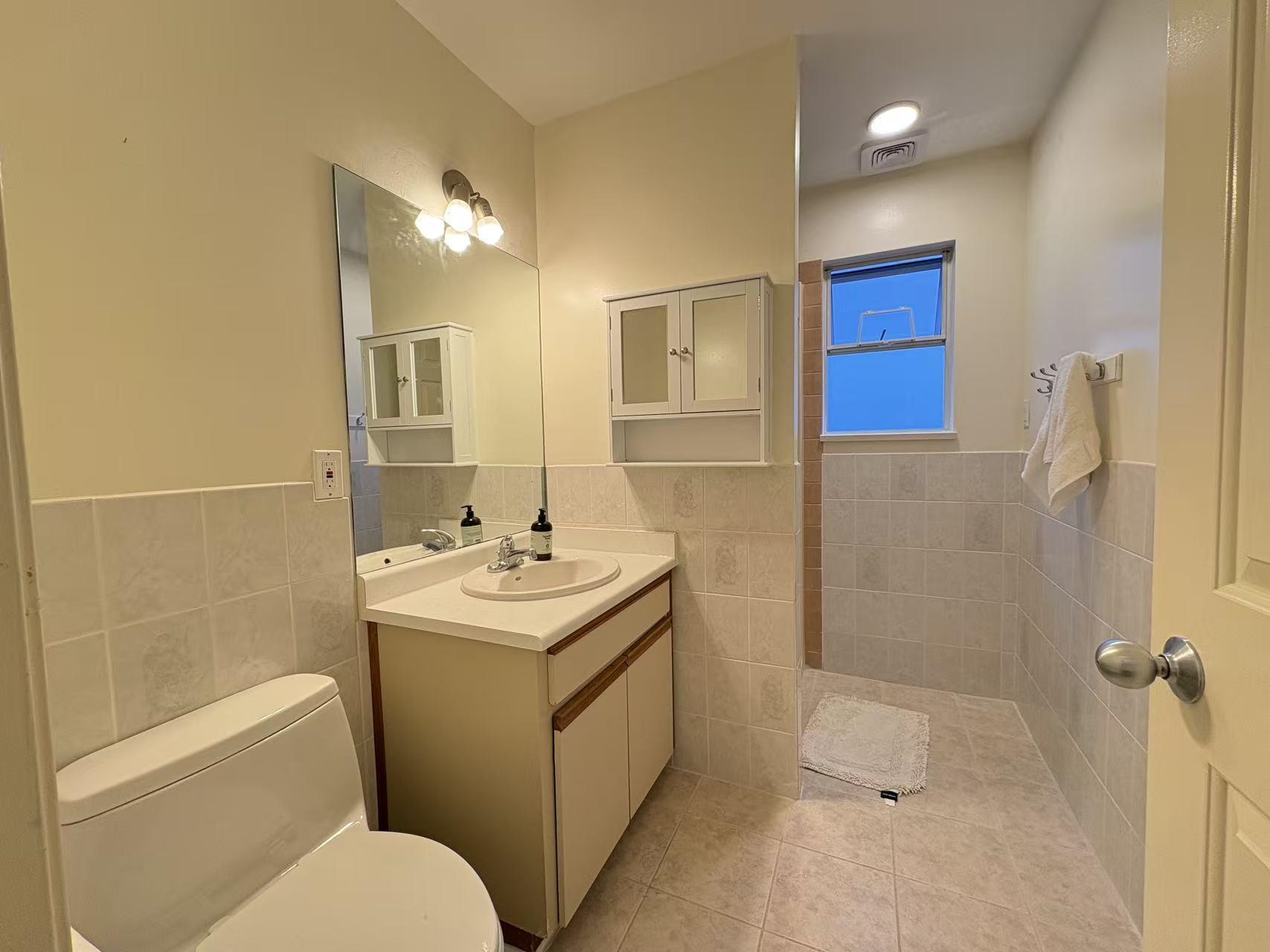 708 59th Avenue W, Vancouver 4