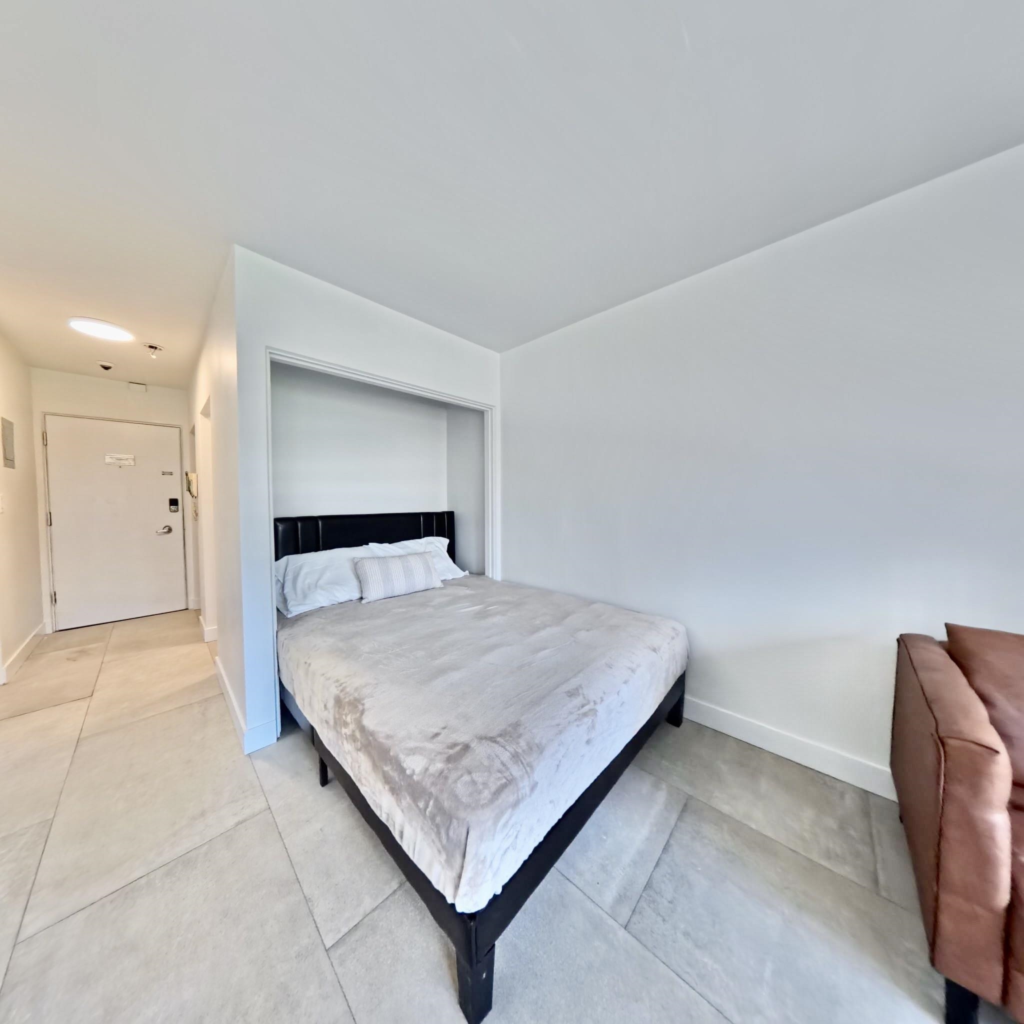 Unit 110 - 1540 Haro Street, Vancouver 5