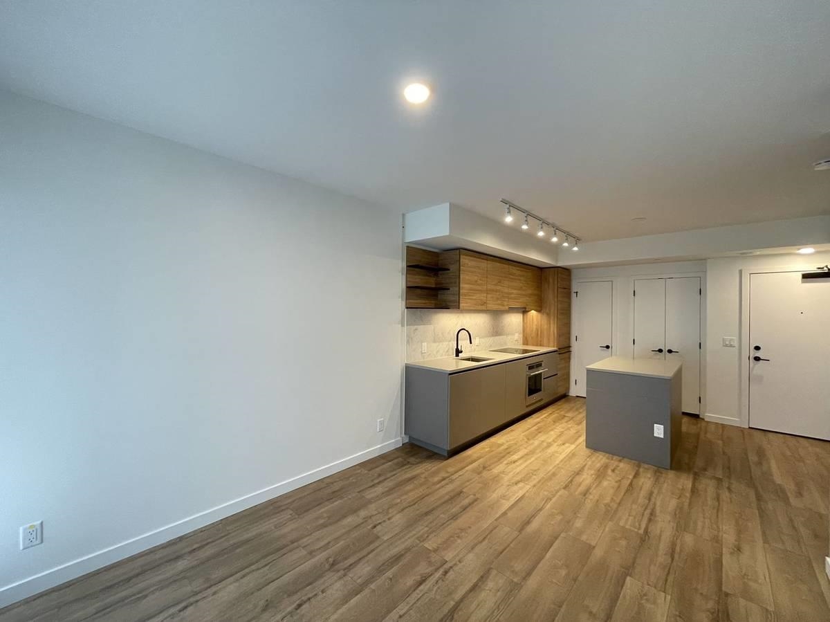 Unit 7XX - 10448 University Dr, Surrey 3