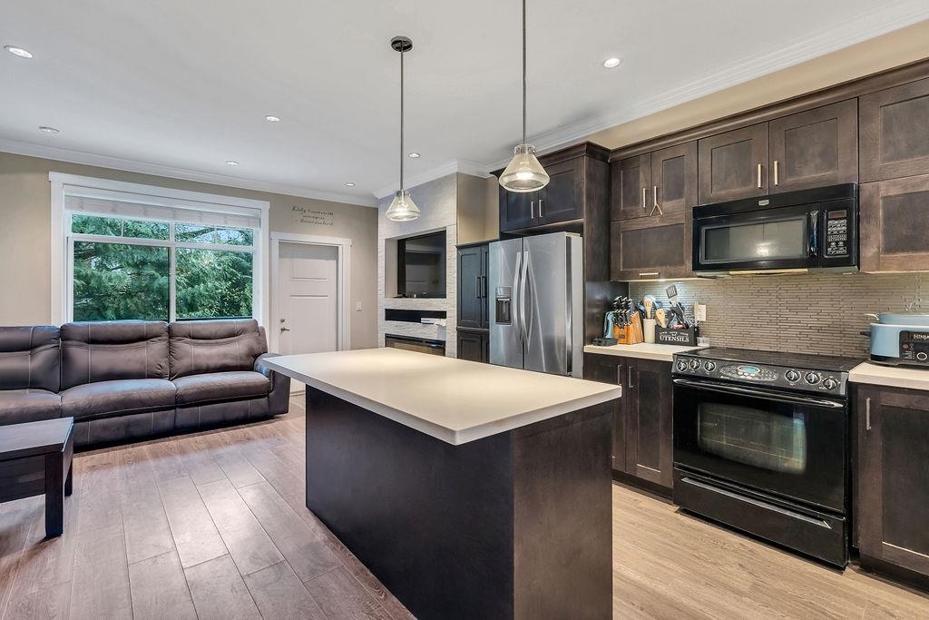 Unit 20 - 7090 180 Street, Surrey 2