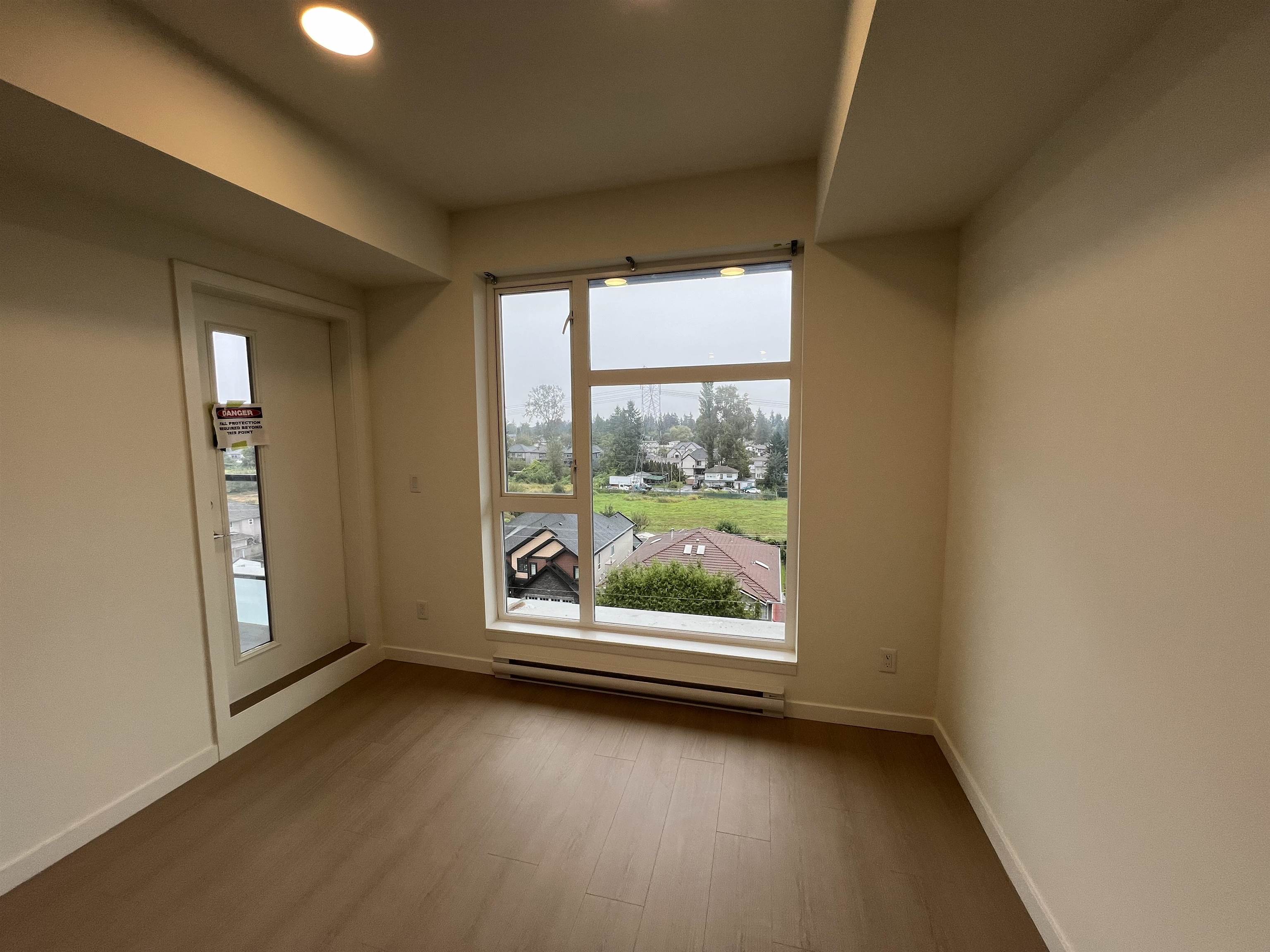 Unit E609 - 10828 139a Street, Surrey 4