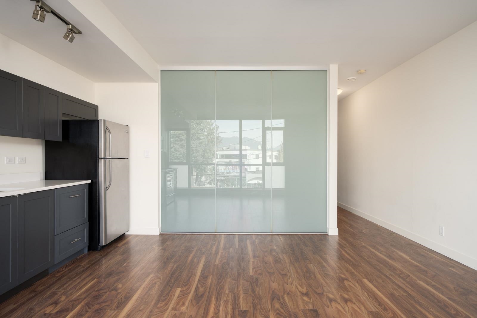 Unit 213 - 2511 Quebec Street, Vancouver 5