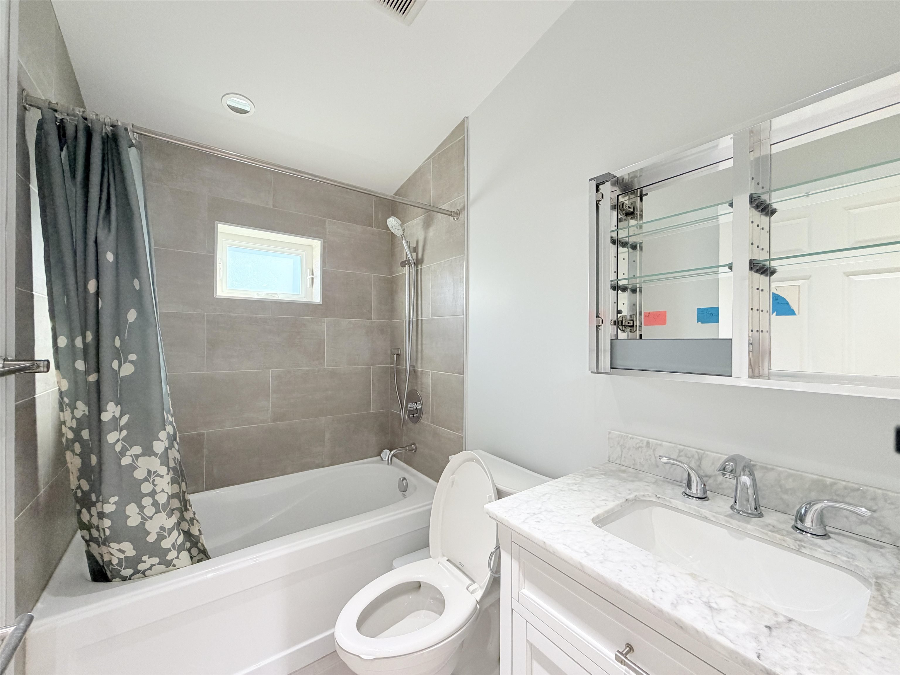 2532 5th Avenue E, Vancouver 5