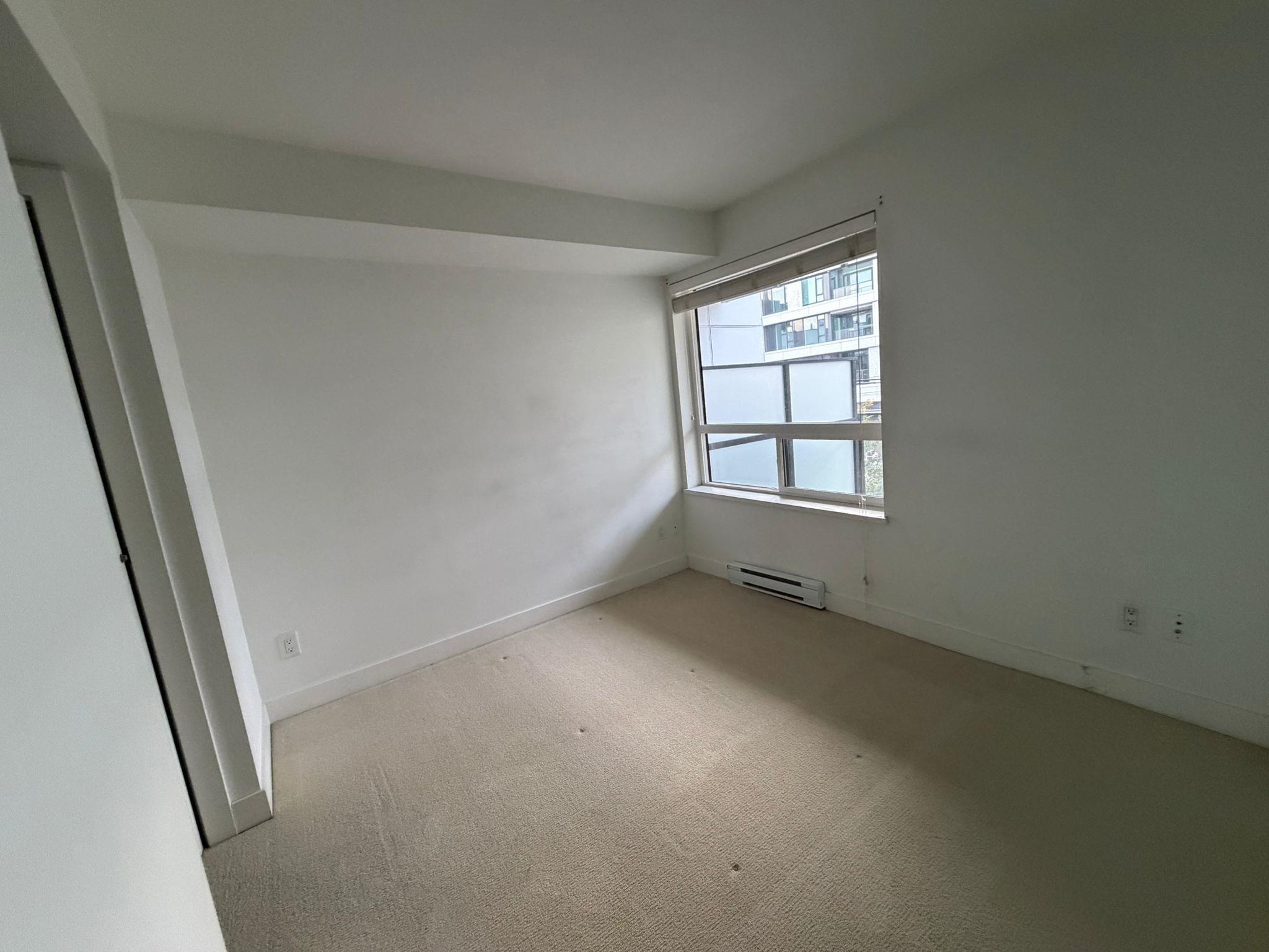 Unit 2 - 2858 W 4th Avenue, Vancouver 2