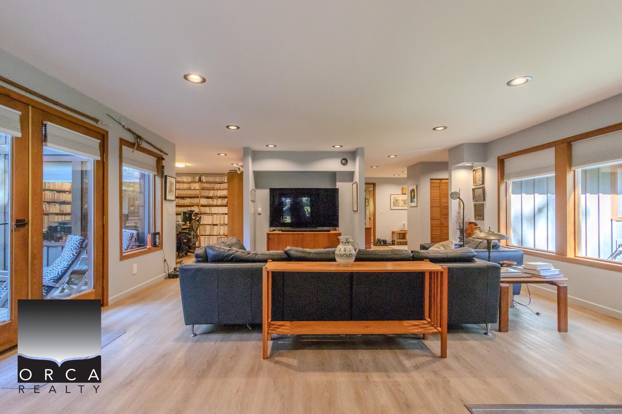 496 Melmore Road, Bowen Island 4