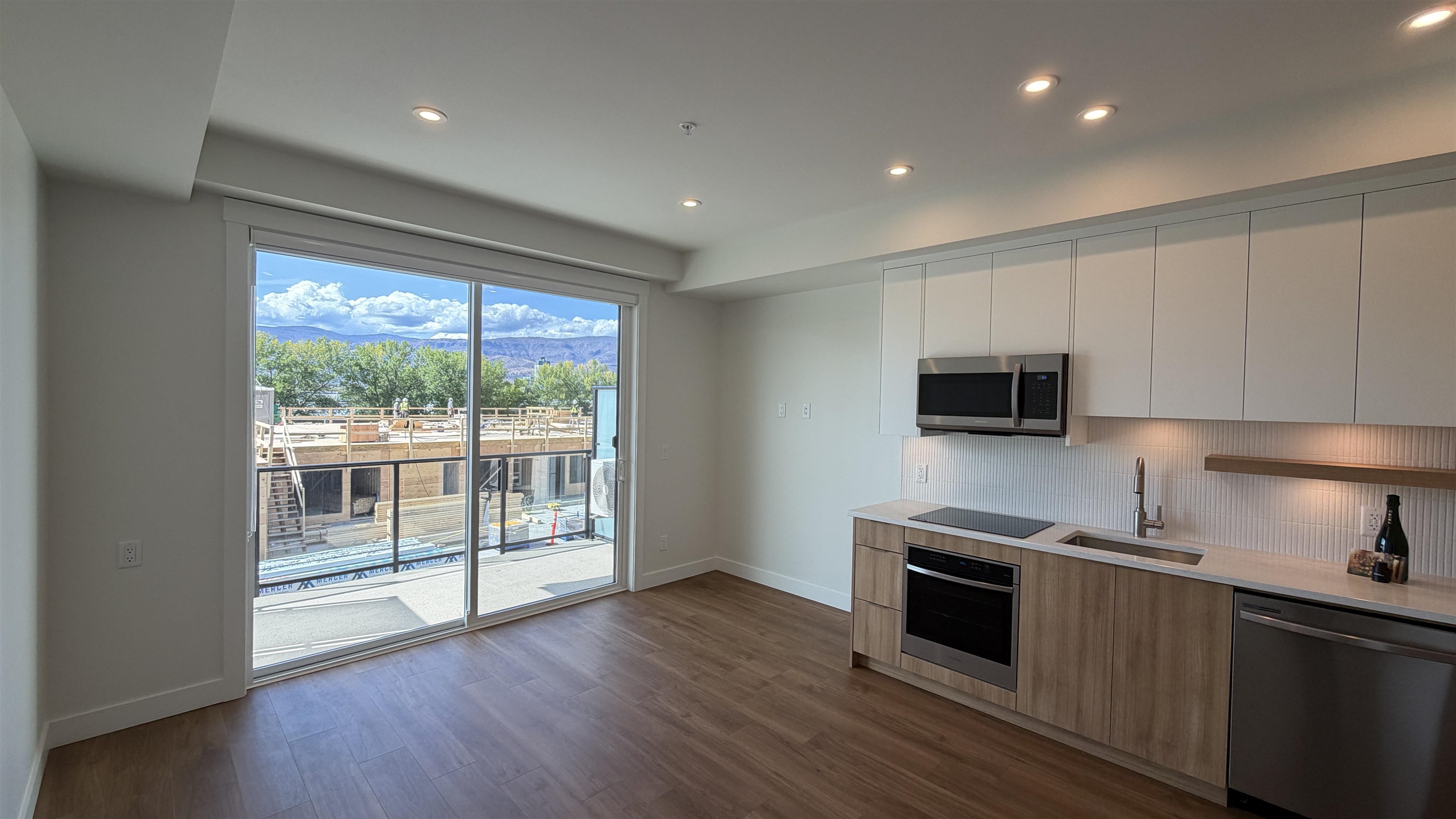 Unit 313 - 1280 Sutherland Avenue, Hope 3