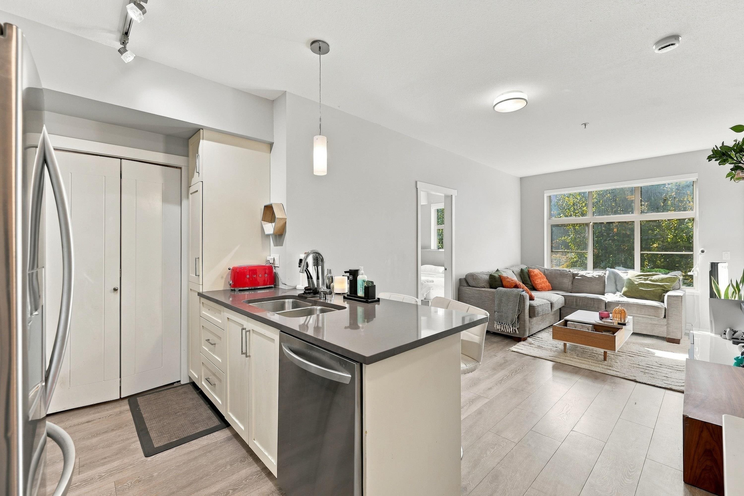 Unit 310 - 2855 156 Street, Surrey 4