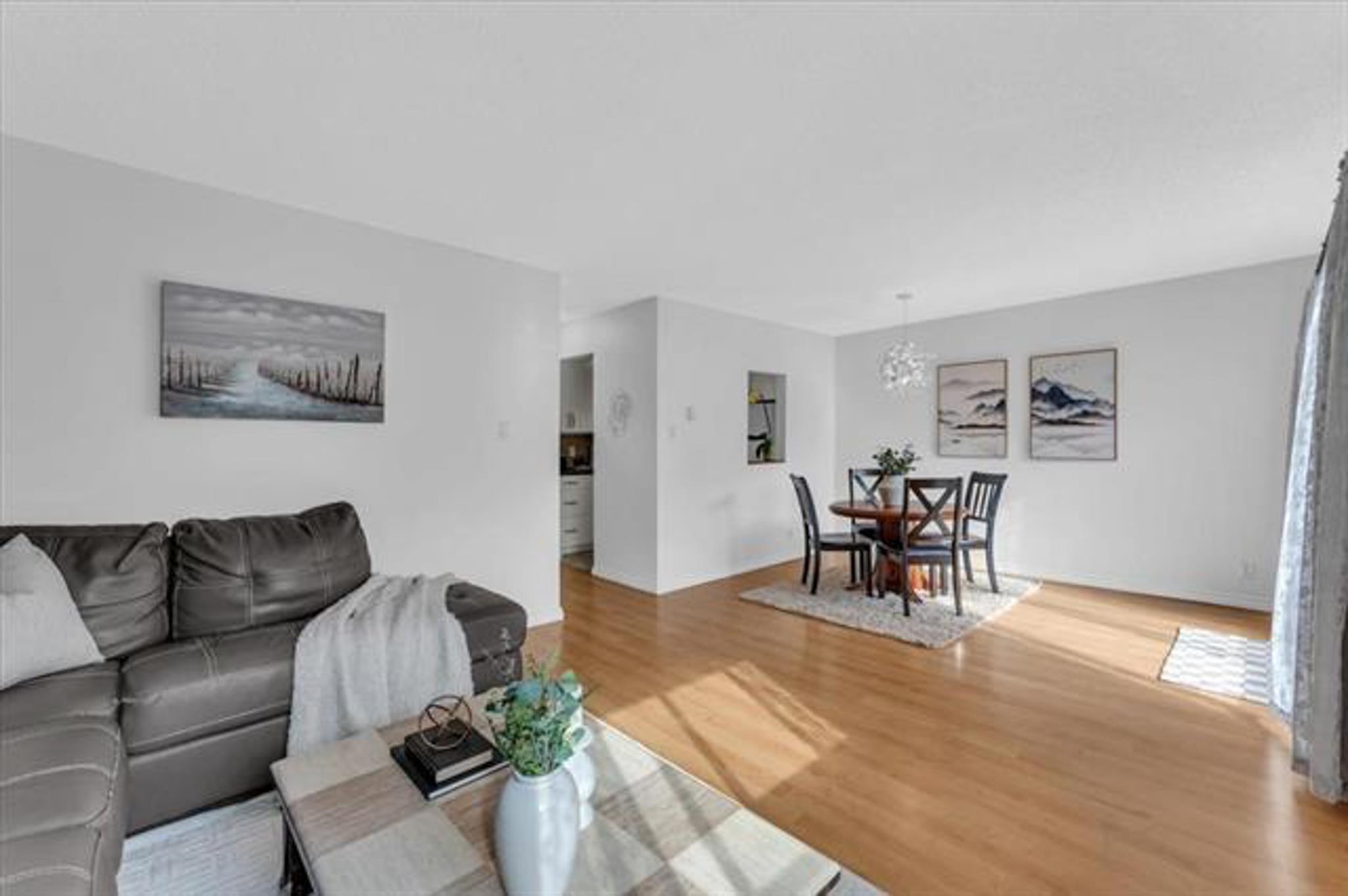 3295 Mountain Highway, North Vancouver 3