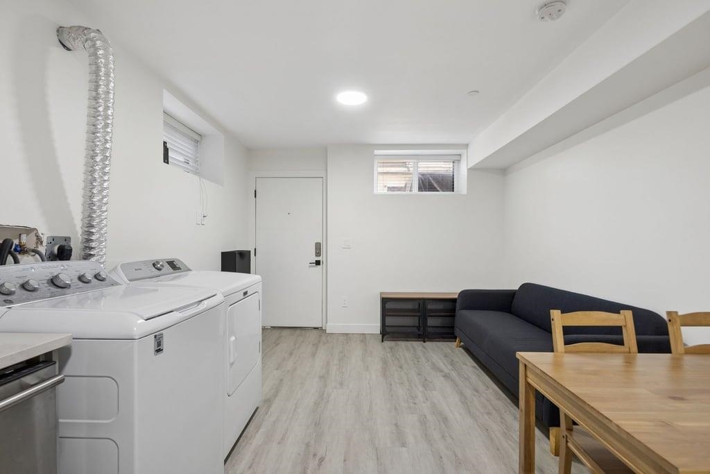 Unit 2 - 6262 Battison Street, Vancouver 4