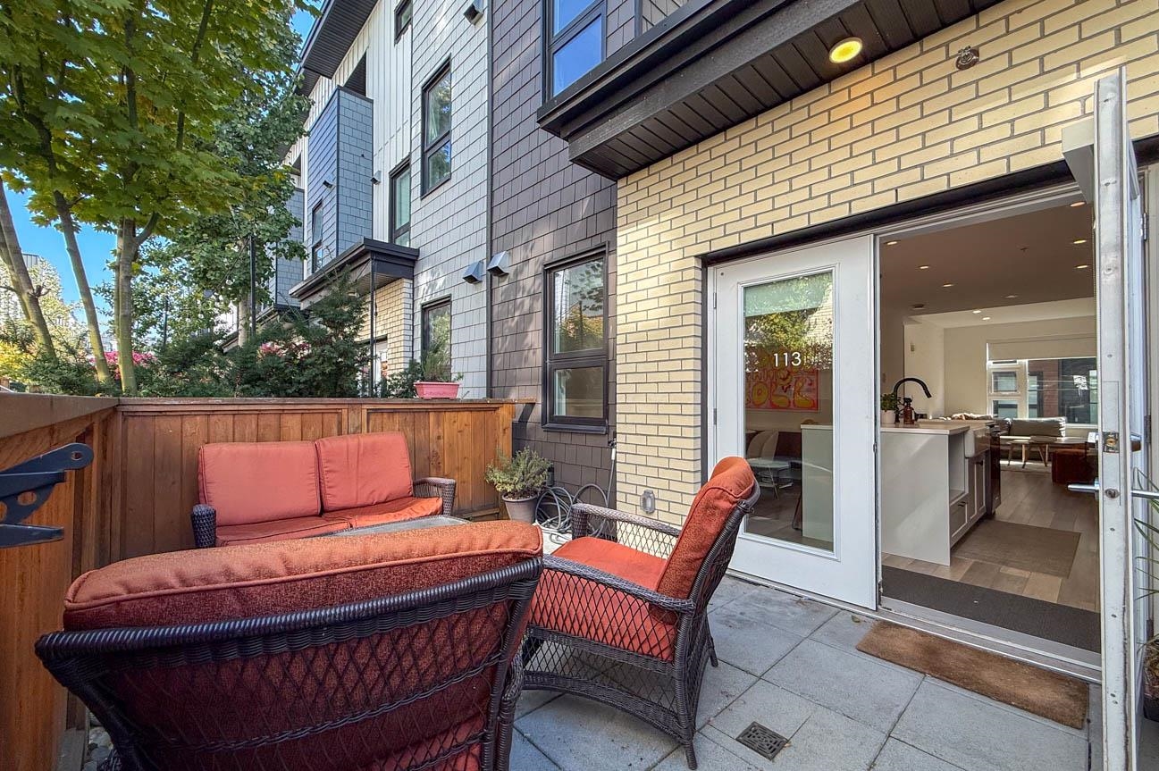 Unit 113 - 515 2nd Street E, North Vancouver 3