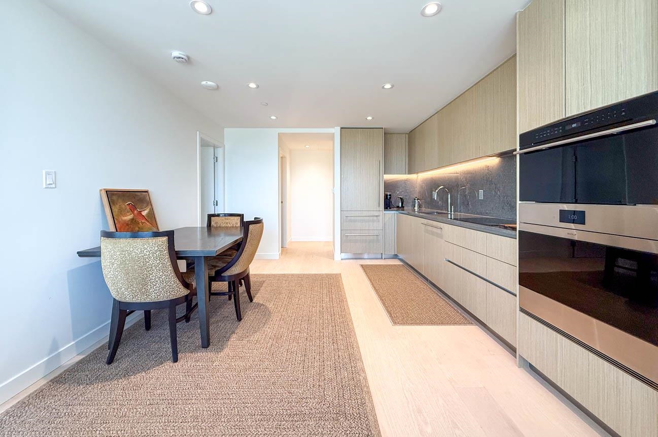 Unit 502 - 785 Harbour Way, North Vancouver 5