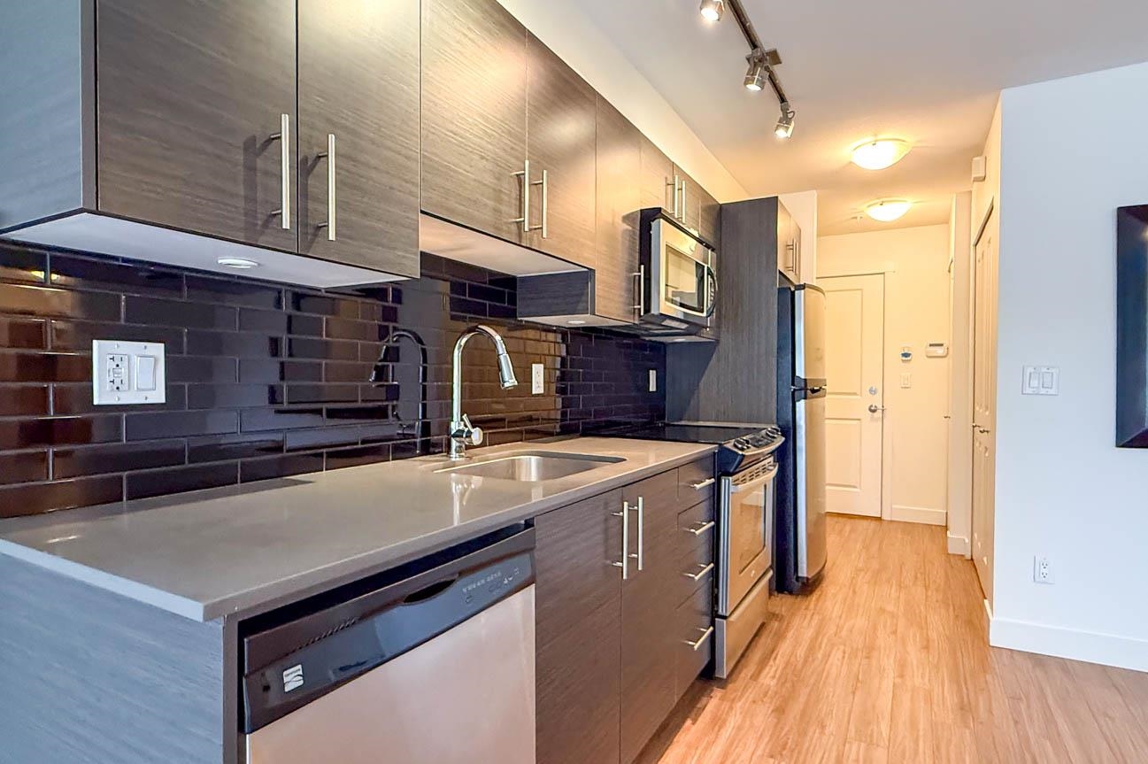 Unit 302 - 1533 8th Avenue E, Vancouver 4