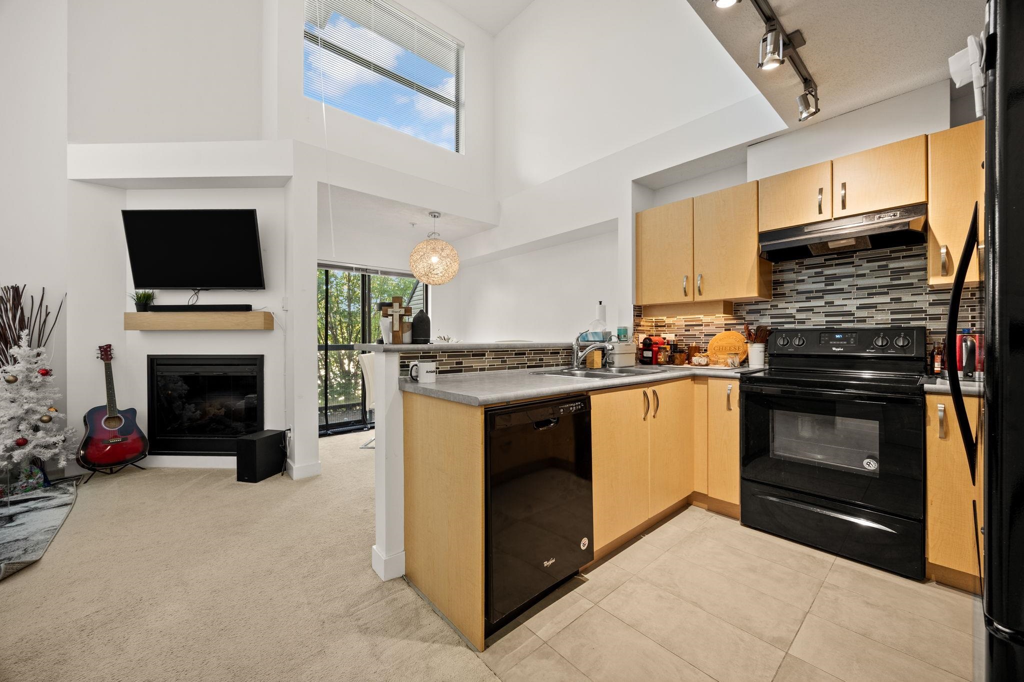 Unit 432 - 10838 City Pkwy Drive, Surrey 3