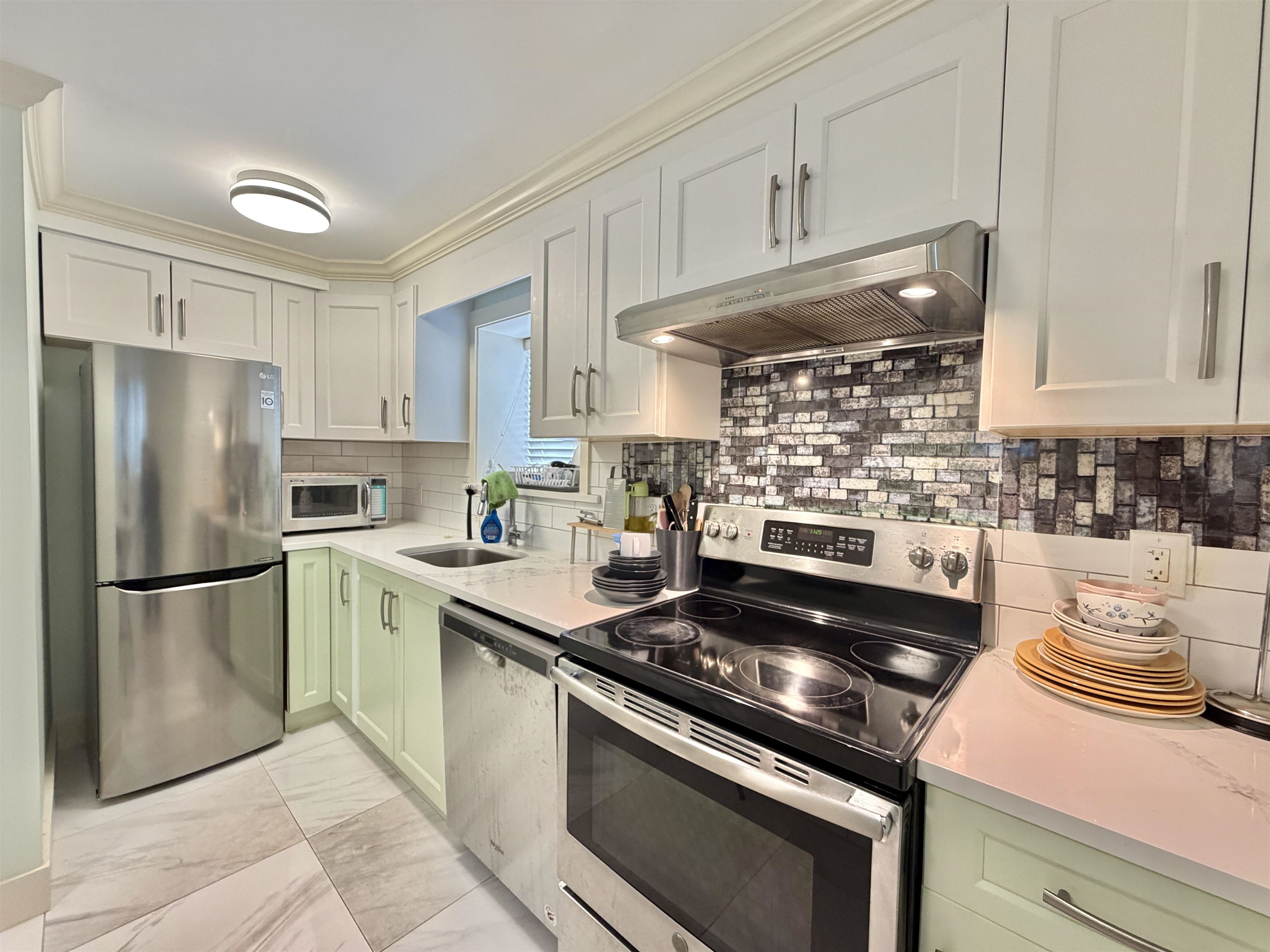 Unit LANEWAY - 582 57th Avenue E, Vancouver 3
