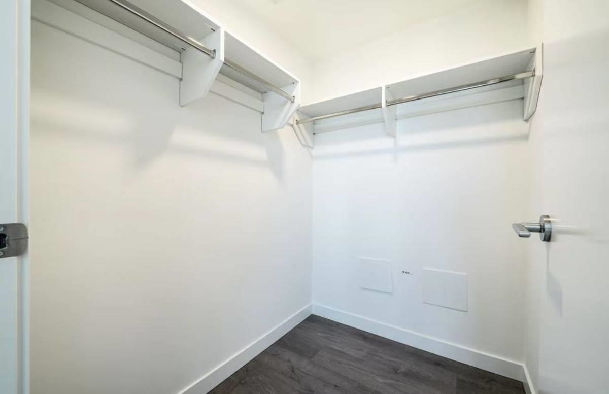 6468 Willingdon Avenue, Burnaby 5