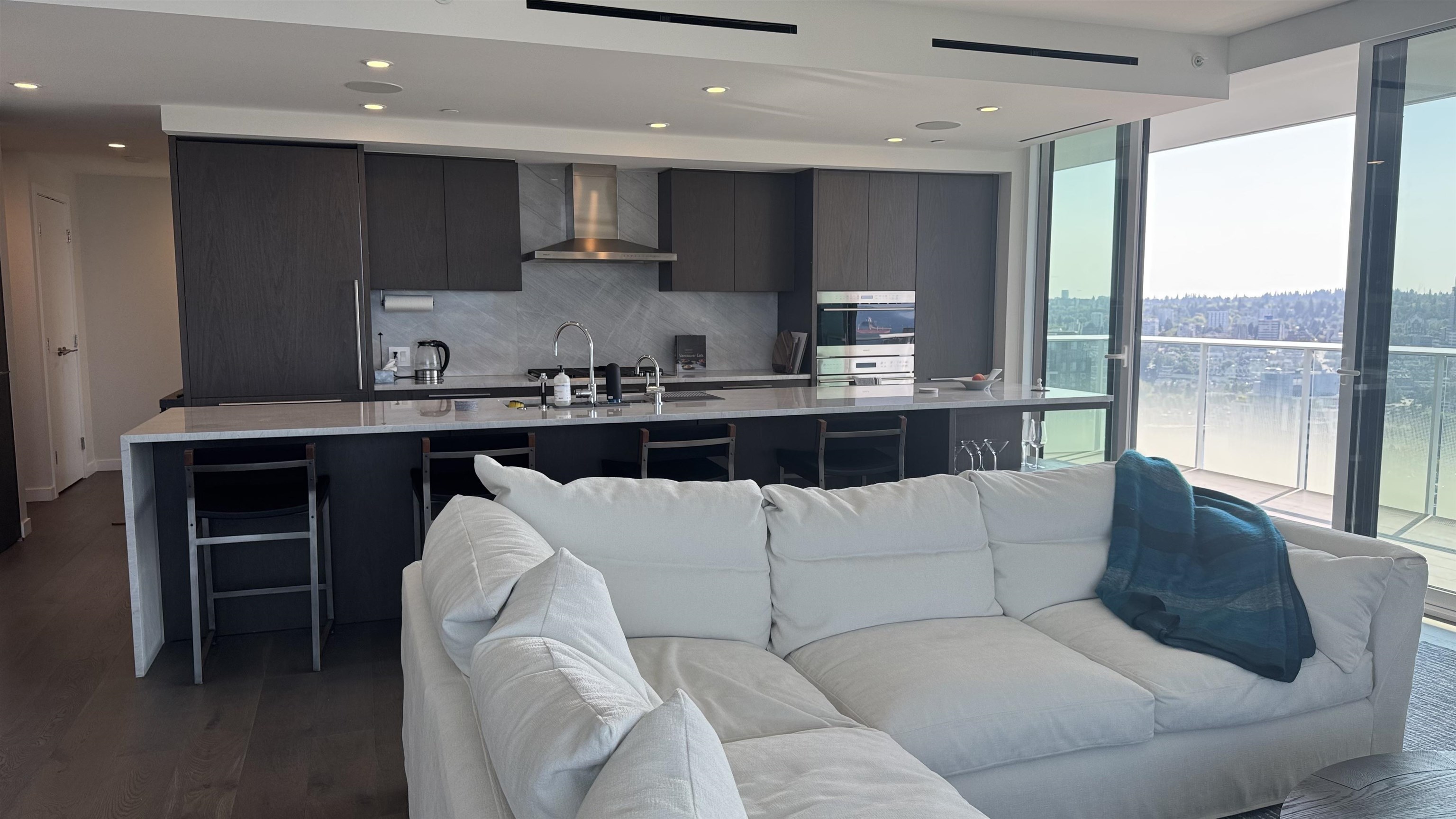 Unit 3004 - 1335 Howe Street, Vancouver 4