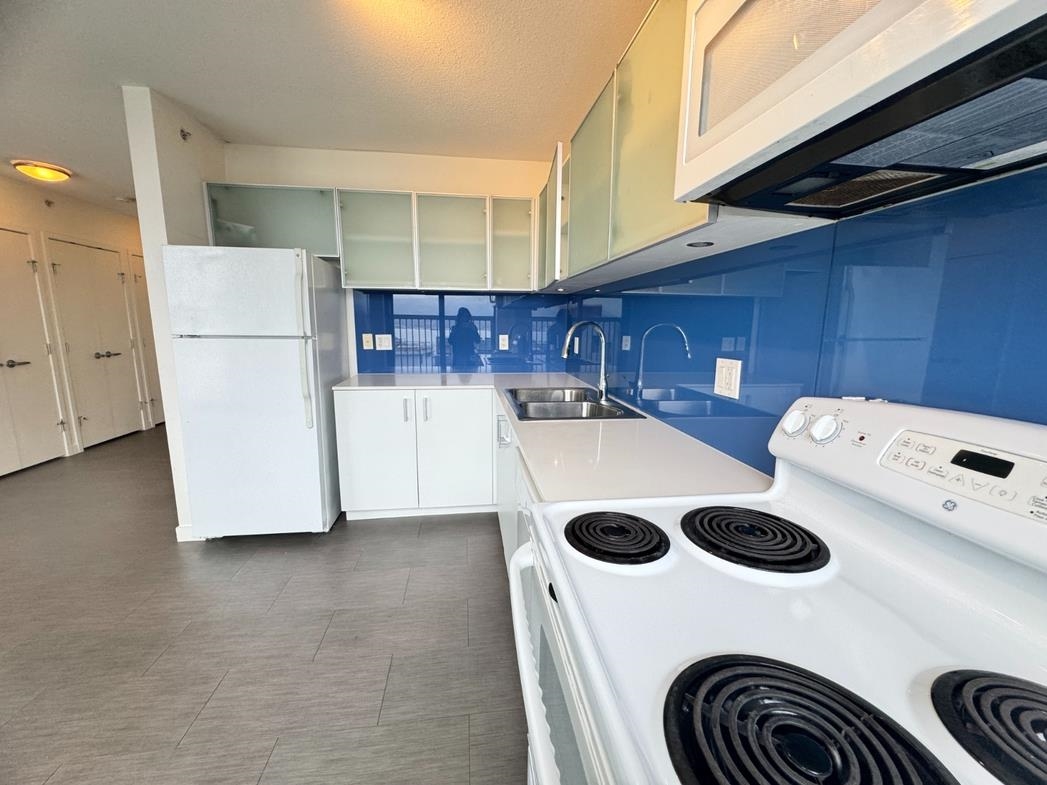 Unit 10xx - 66 Cordova Street W, Vancouver 3