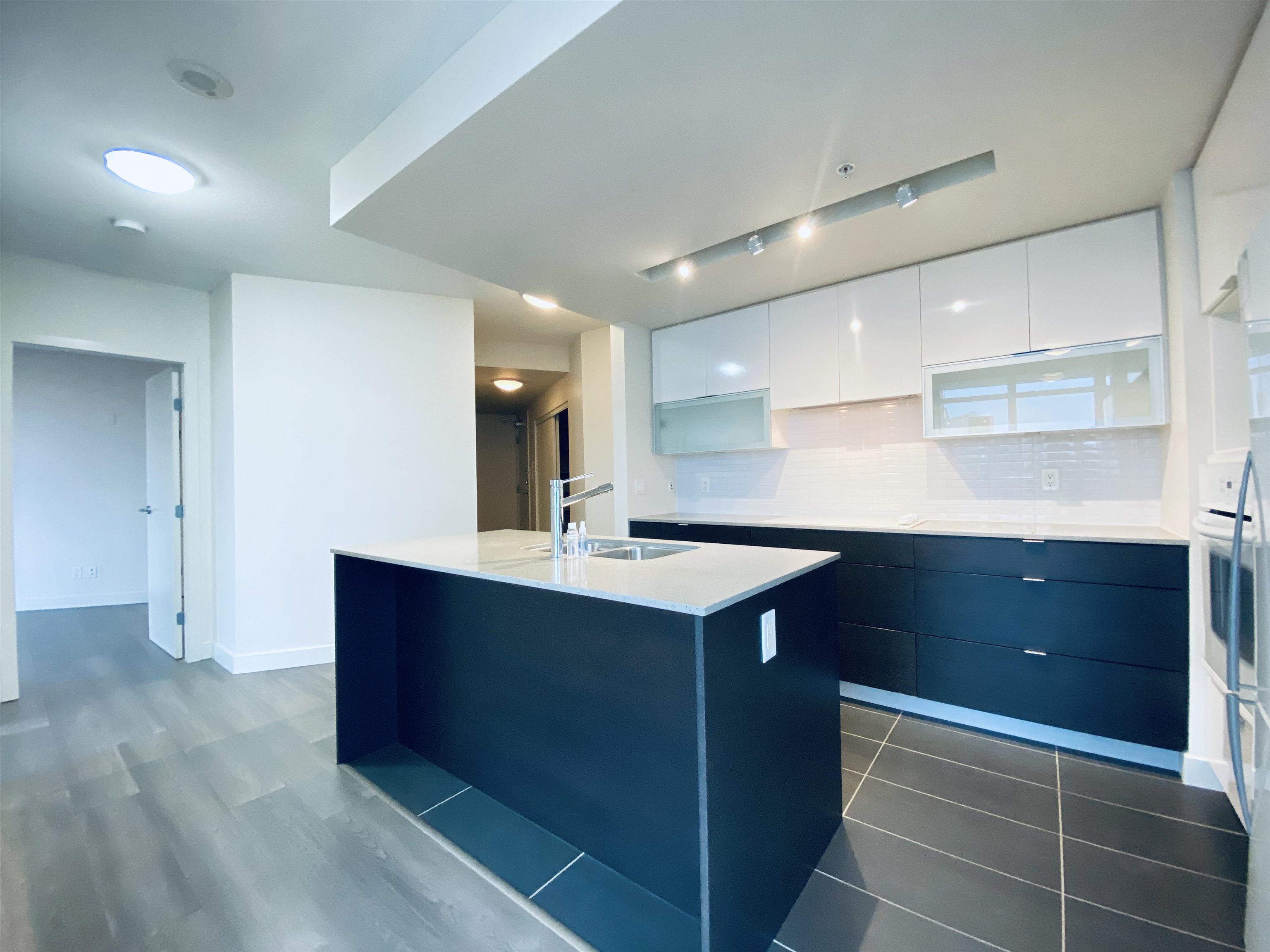 Unit 1006 - 175 2nd Street, North Vancouver 5