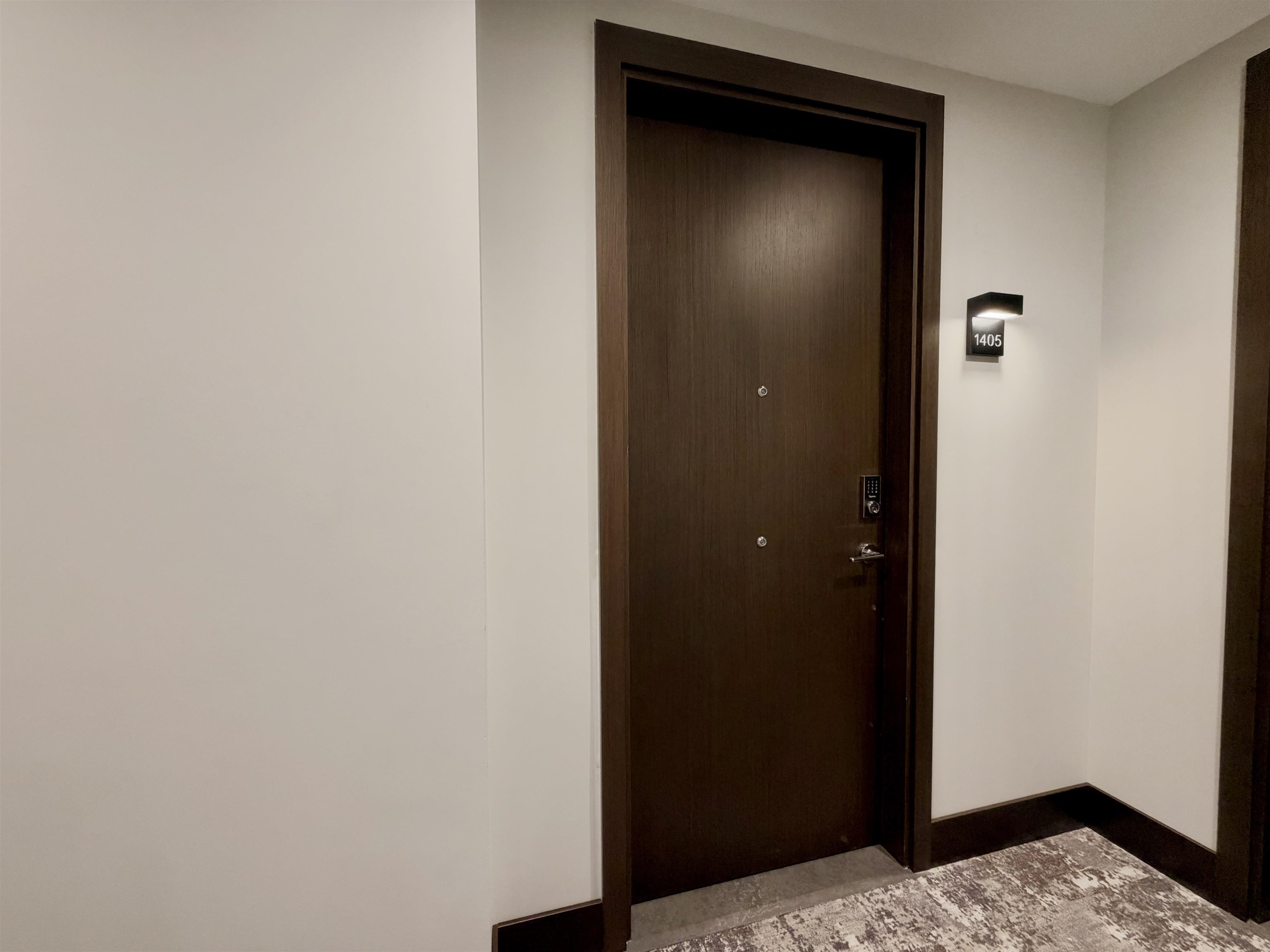 Unit 1405 - 1475 Foster Street, Surrey 3