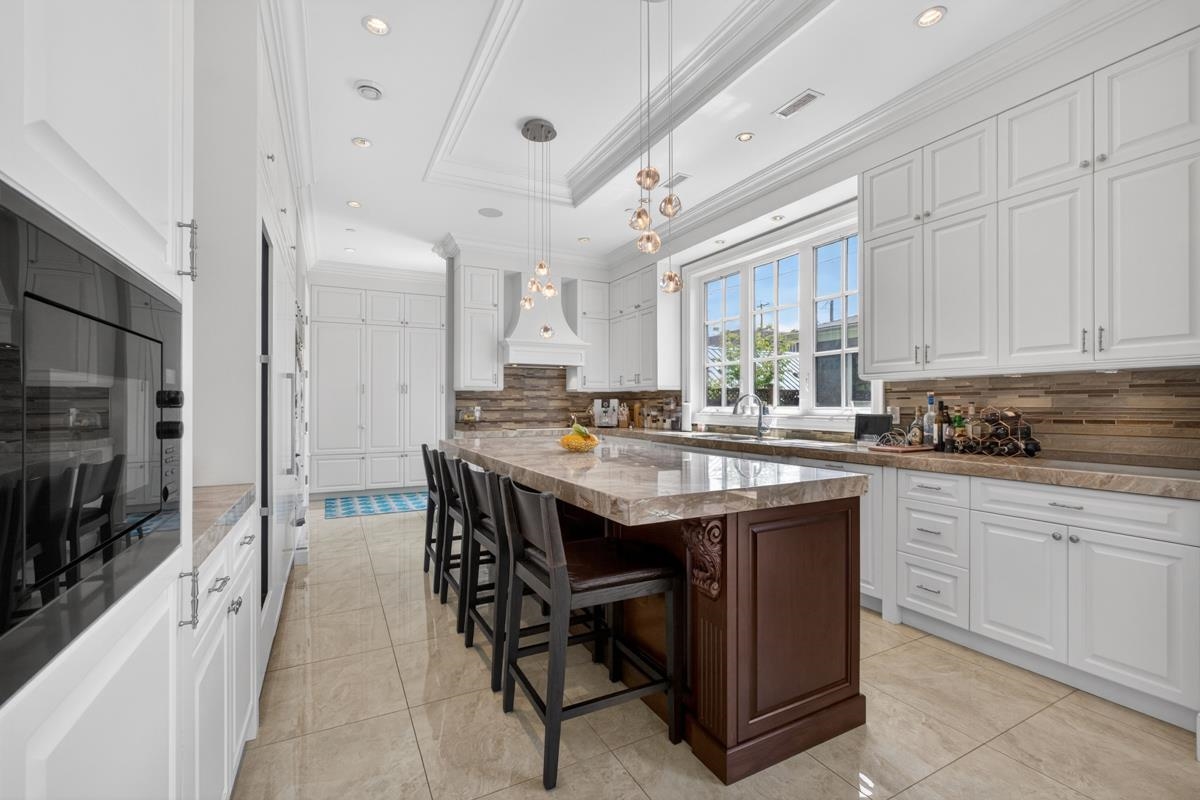 3818 Broadway W, Vancouver 3