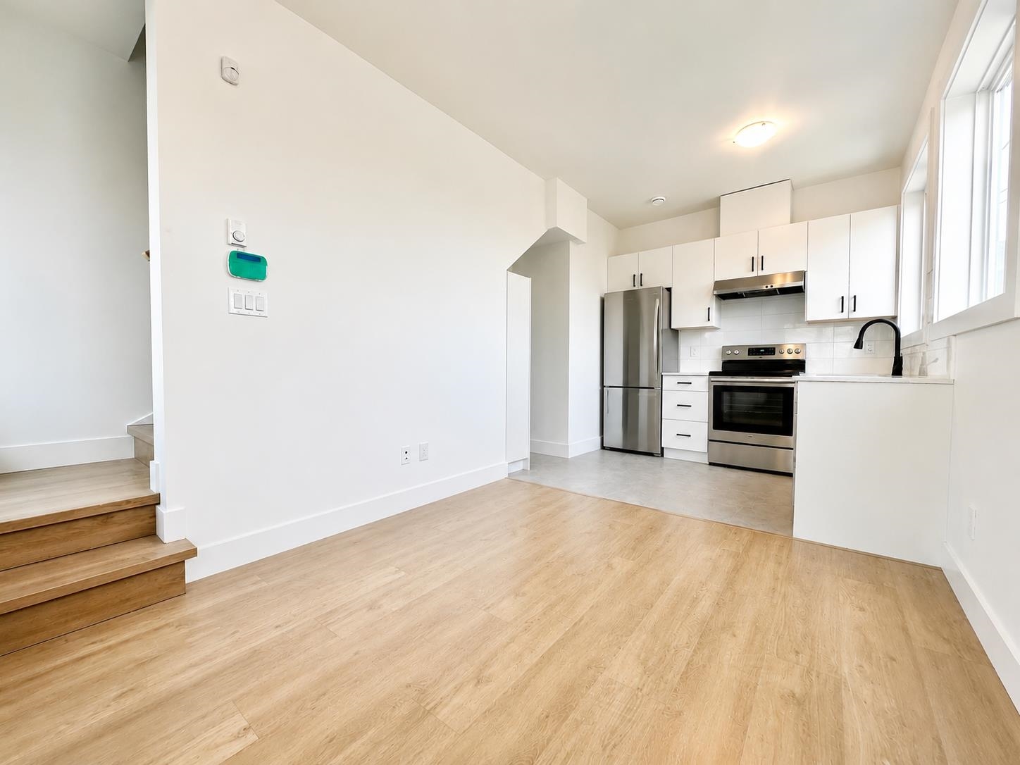 3873 Napier Street, Vancouver 2