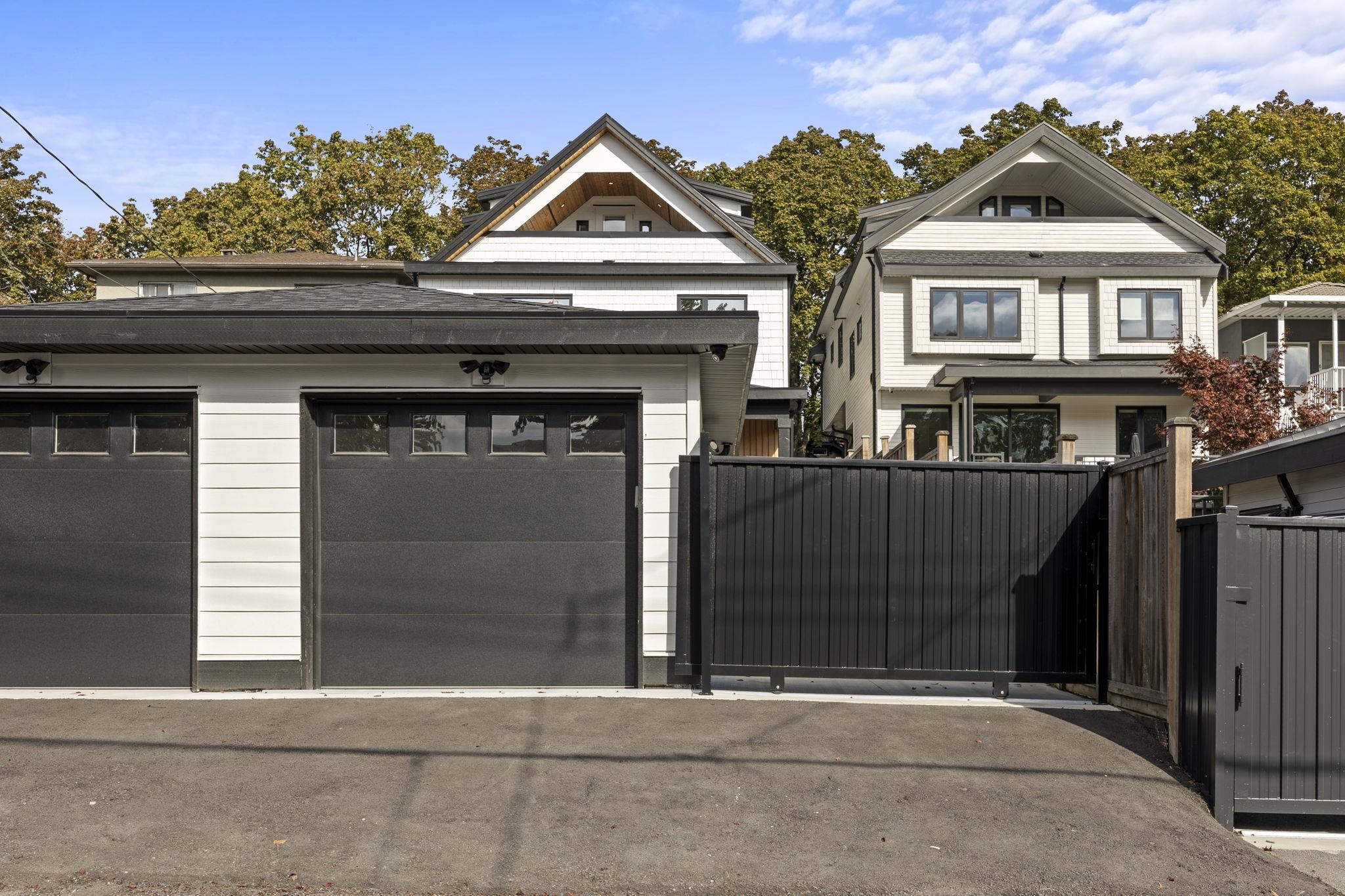 Unit 2 - 3576 Pender Street E, Vancouver 3