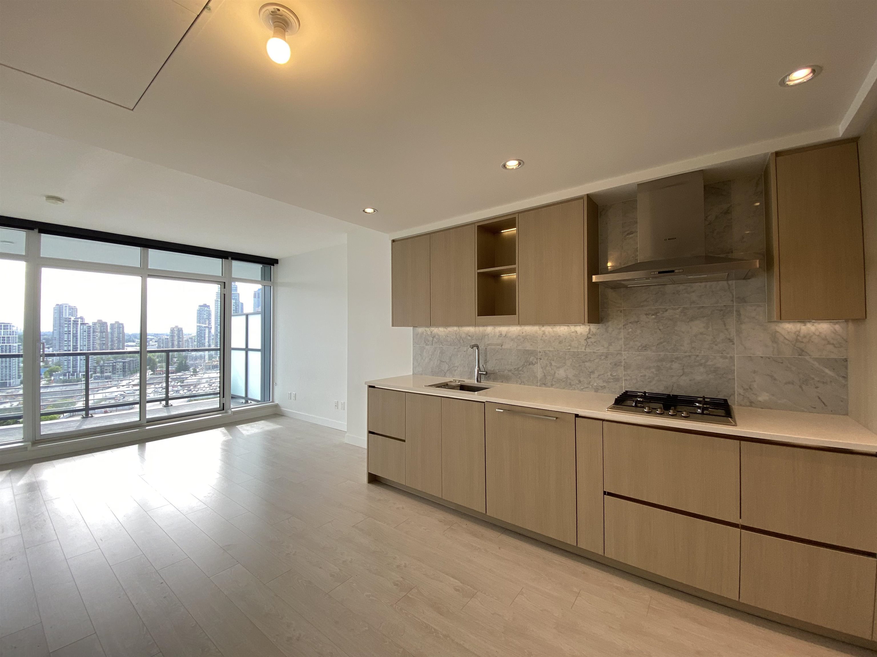 Unit 1612 - 4720 Lougheed Highway, Burnaby 4